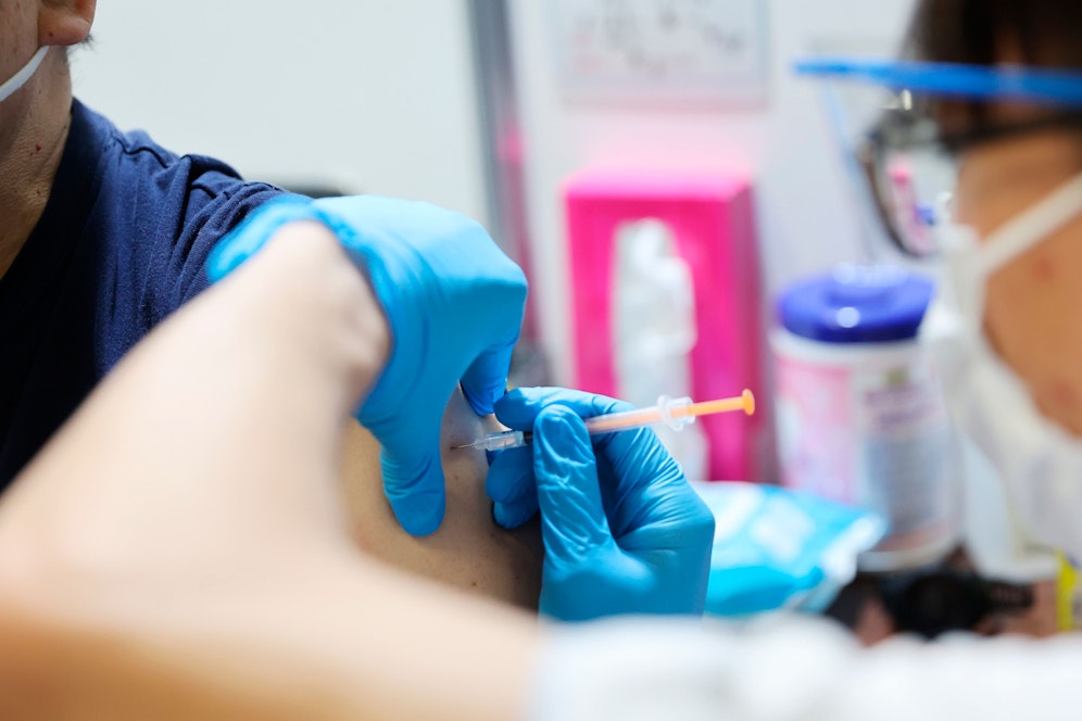 Braucht es schon bald eine vierte Impfdosis?