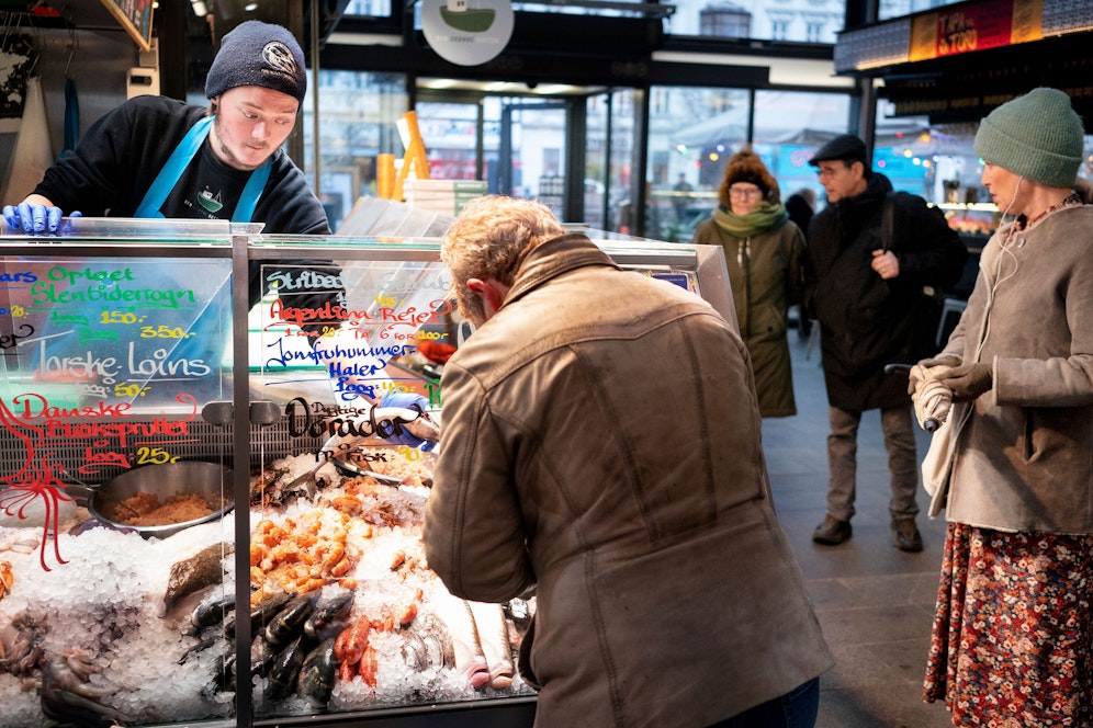 Abschaffung aller Maßnahmen auf einen Schlag: Das Modell Dänemark stößt anderswo auf Anklang.