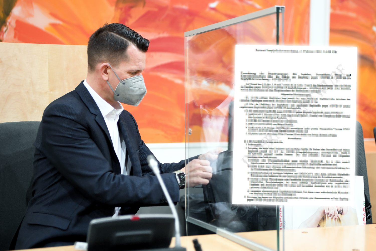 Noch bevor das Impfpflichtgesetz in Kraft tritt, zaubert Gesundheitsminister Mückstein eine neue Verordnung aus dem Rucksack.