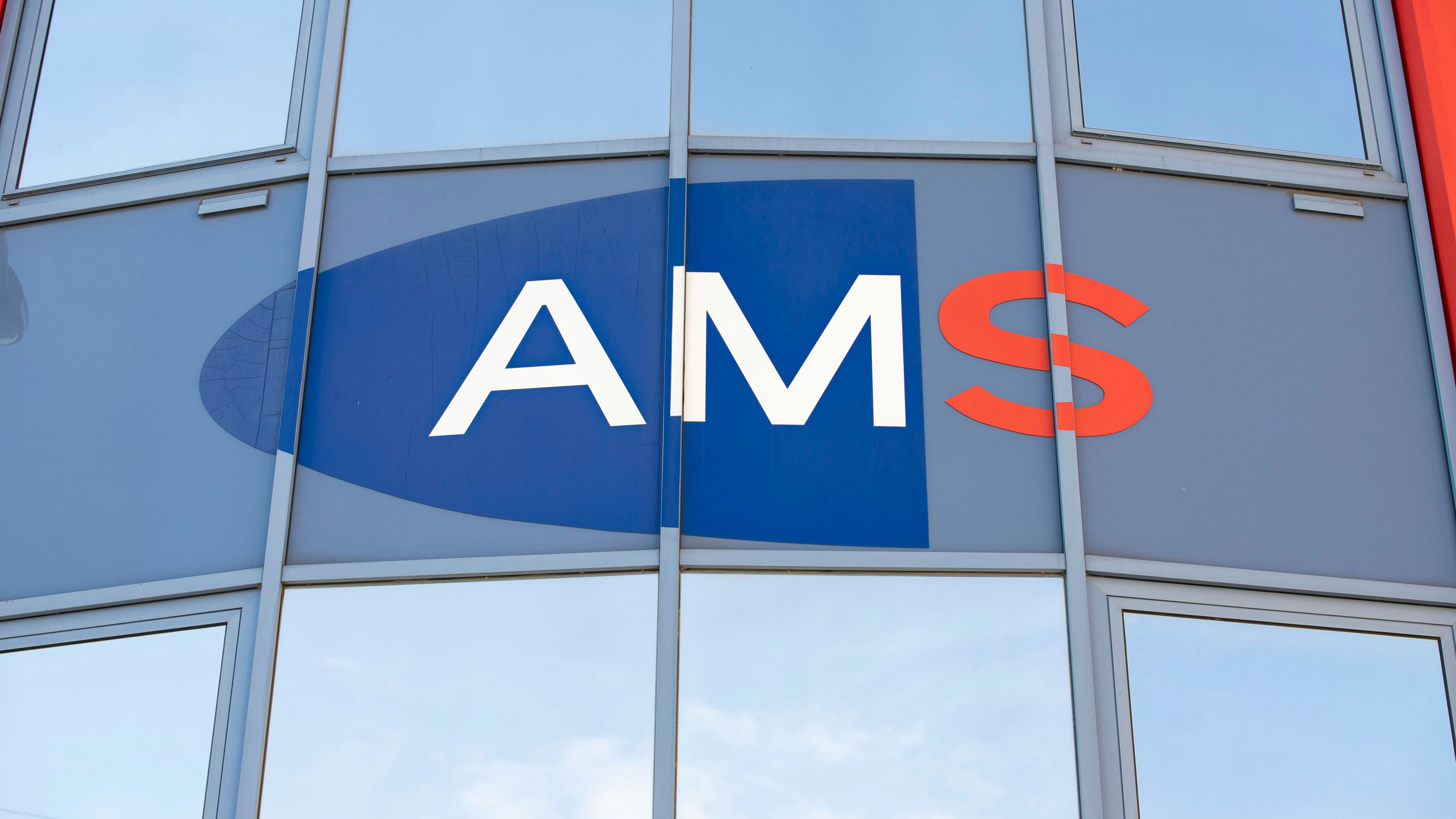 Für Ungeimpfte wird es beim Arbeitsmarktservice immer enger.