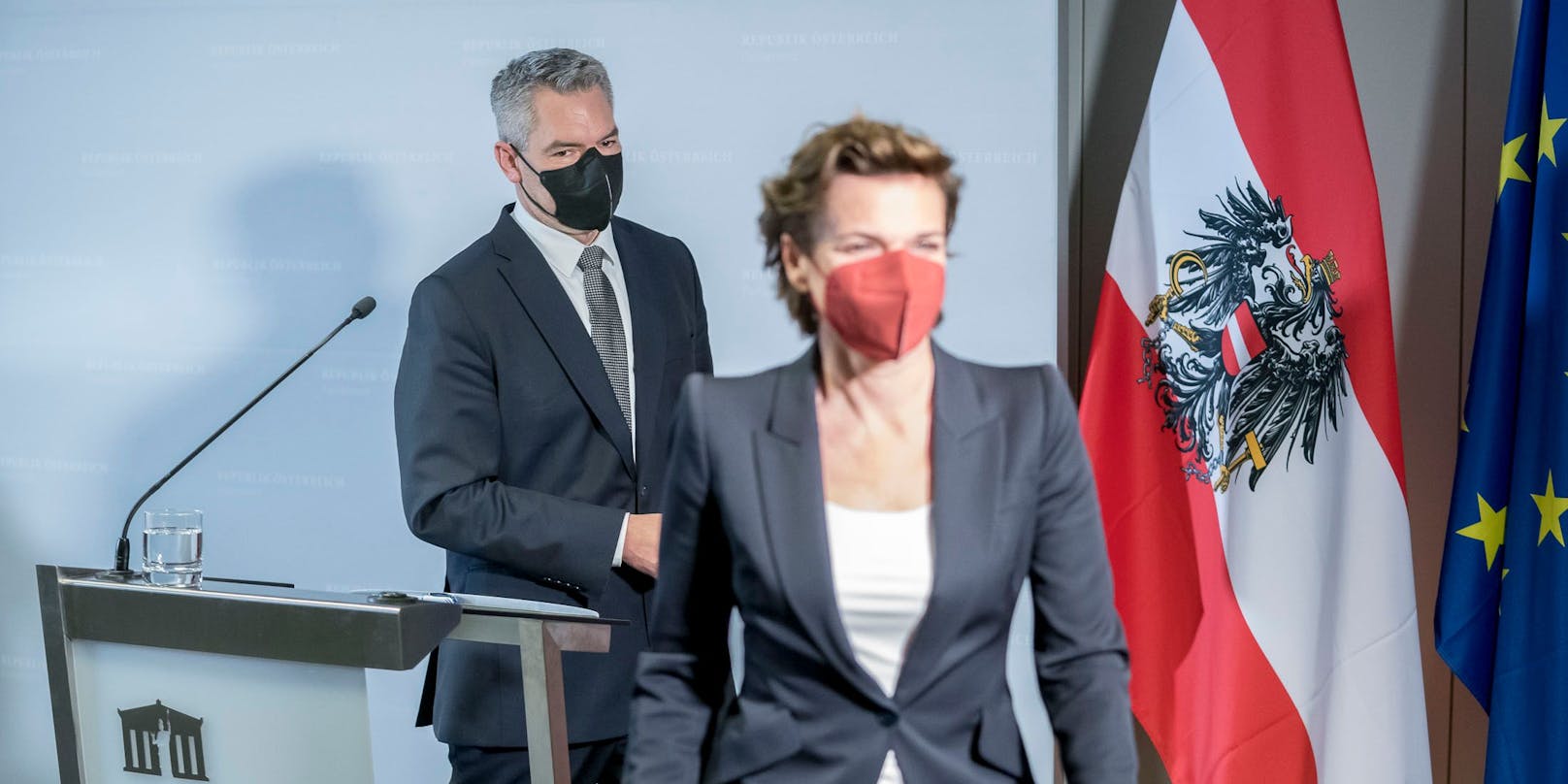 Karl Nehammer und die ÖVP liegen nun erstmals wieder vor der SPÖ mit Pamela Rendi-Wagner.