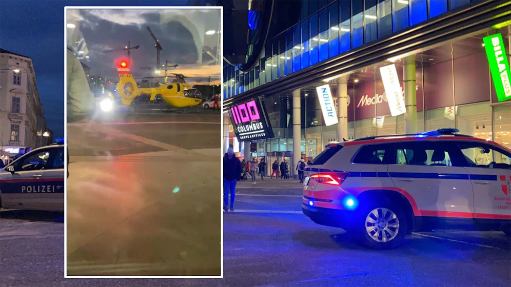 Der Hubschrauber landete vor dem Eingang der Mall 