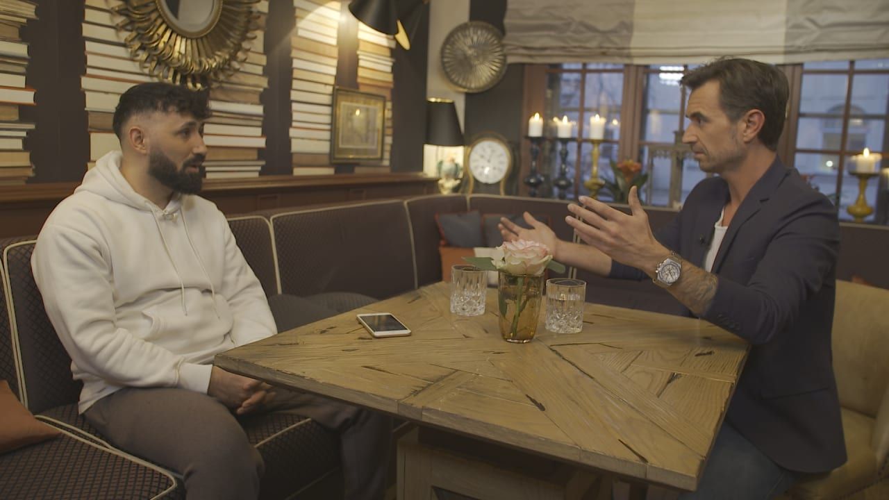 Hier schmeißt Florian Silbereisen den 27-Jährigen raus