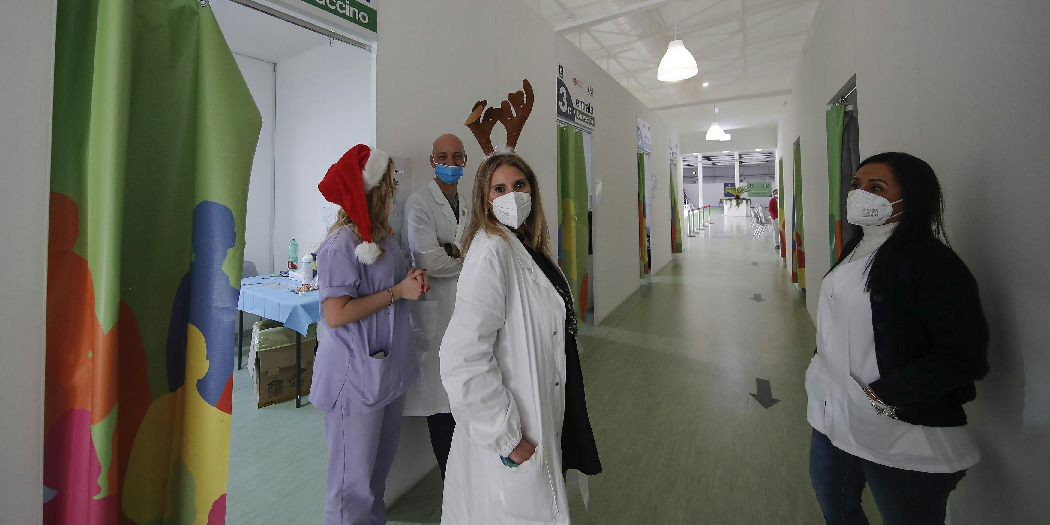 Über 2.000 Ärzte und 6.000 Pfleger fielen in Italien der Impfpflicht zum "Opfer".