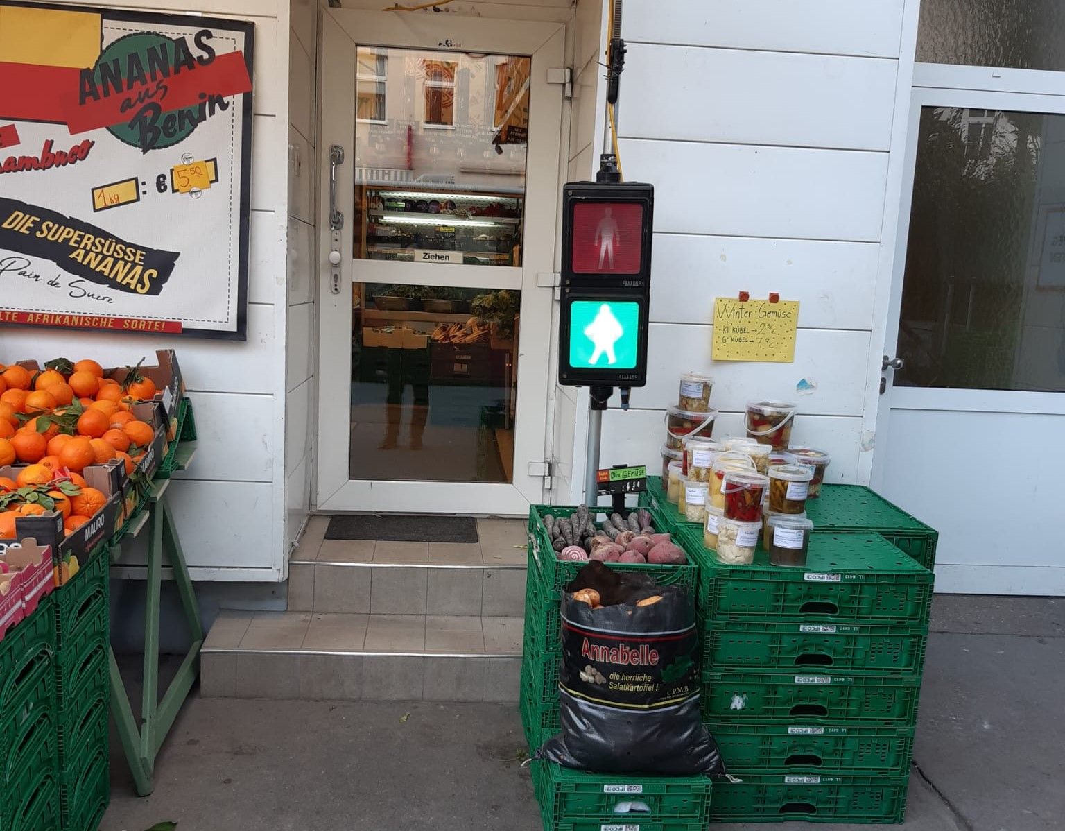 Eintrittsampel Lebensmittelgeschäften Vorgartenstraße