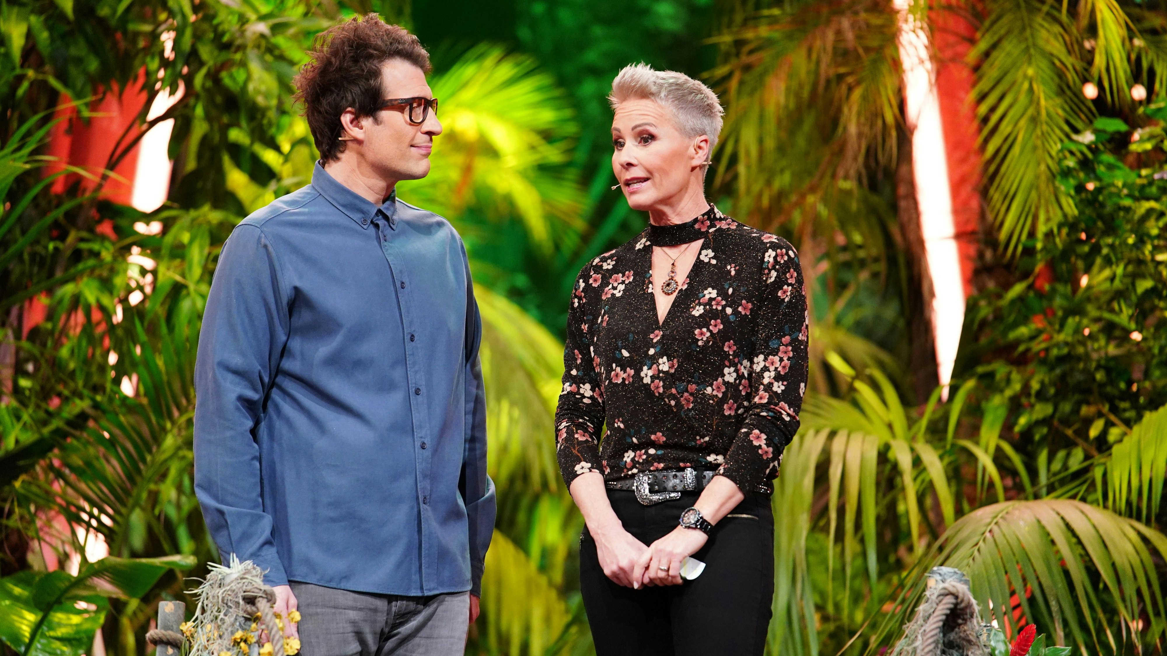 Daniel Hartwich und Sonja Zietlow moderieren das Dschungelcamp.