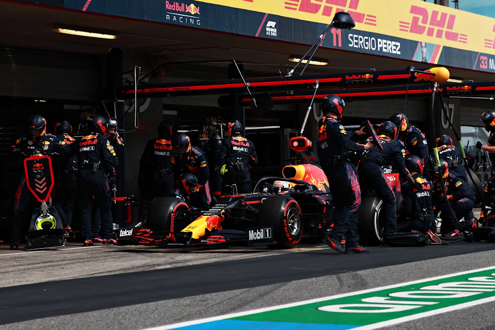 In der neuen Formel-1-Saison soll ein neues Reifen-Reglement greifen. 