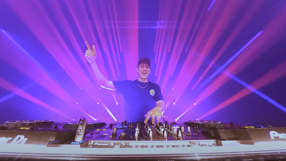 DJ Lumix fährt für Österreich zum ESC