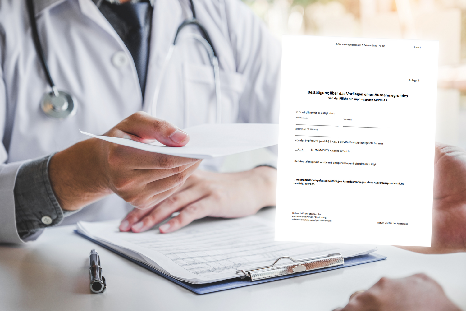 Wer von der Impfpflicht befreit ist, braucht diese Bescheinigung.