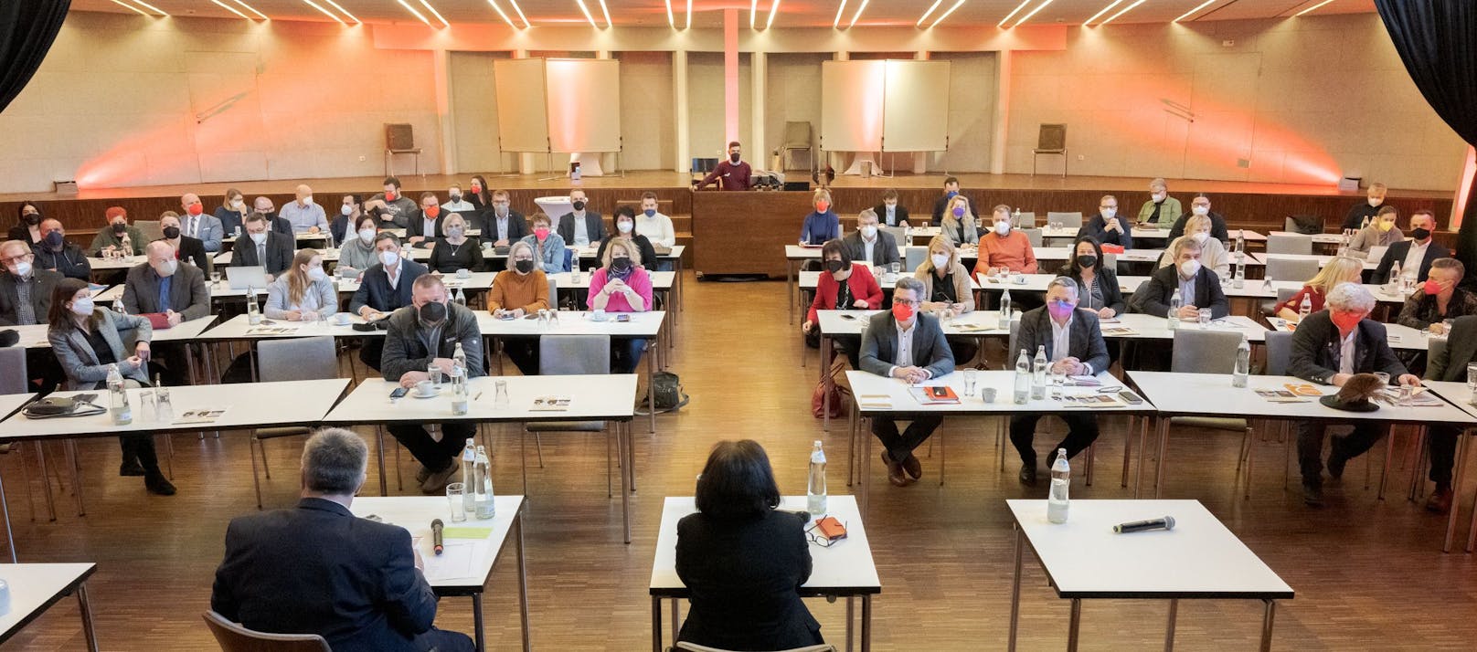 Der Landesparteivorsitz wählte Michael Lindner einstimmig.