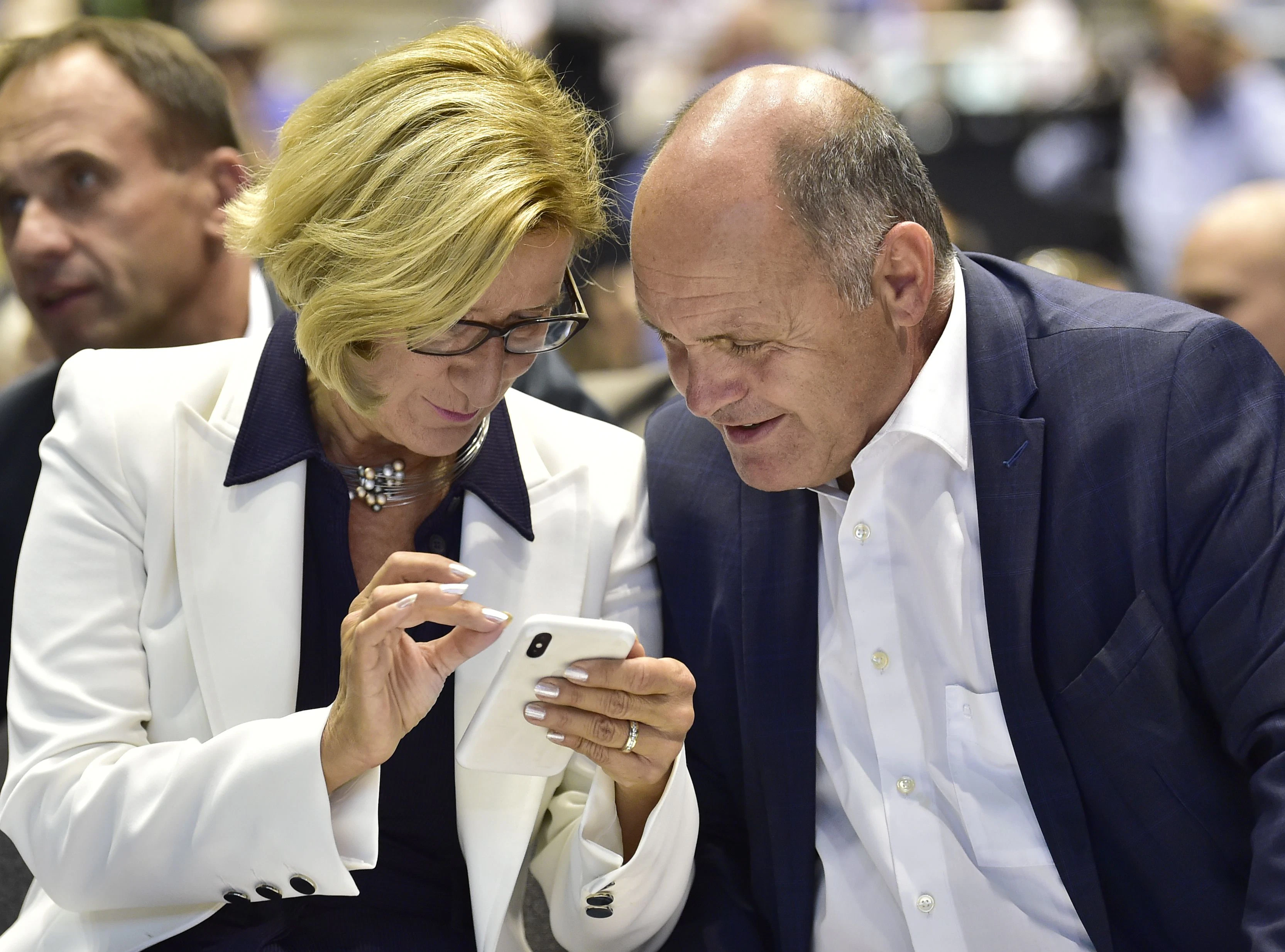 Chat-Probleme: Mikl-Leitner und Sobotka