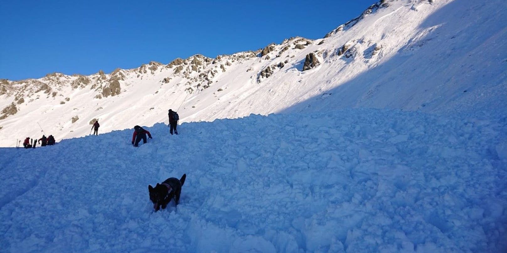 Der Februar kostete schon mehreren Menschen in den Tiroler bergen ihr Leben. (Archivbild)
