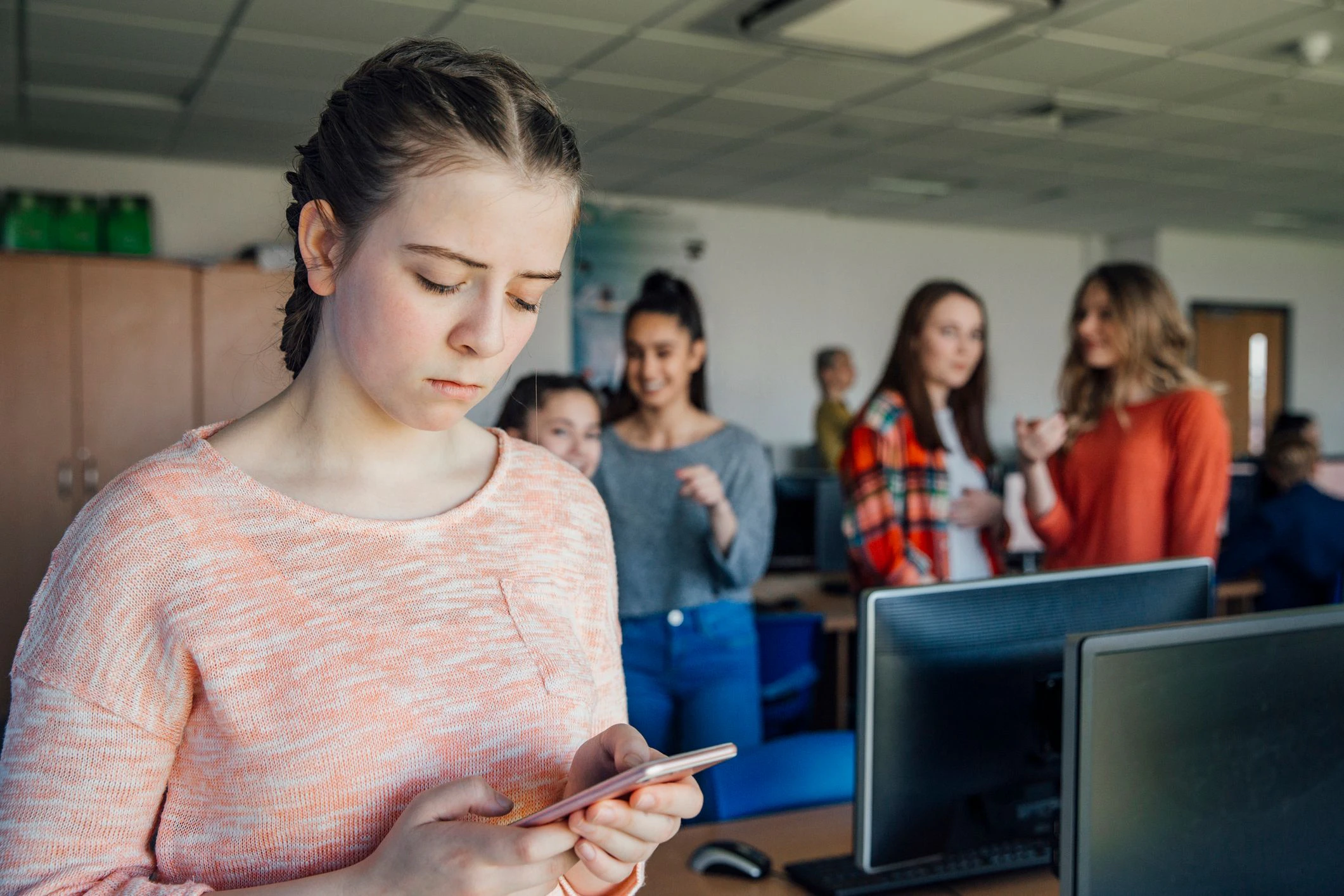 Immer mehr Kinder und Jugendliche werden im Internet gemobbt.