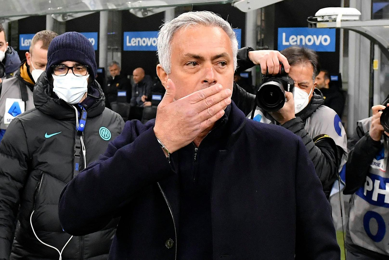 Mourinho von Spieler genervt: "Leider, er bleibt"