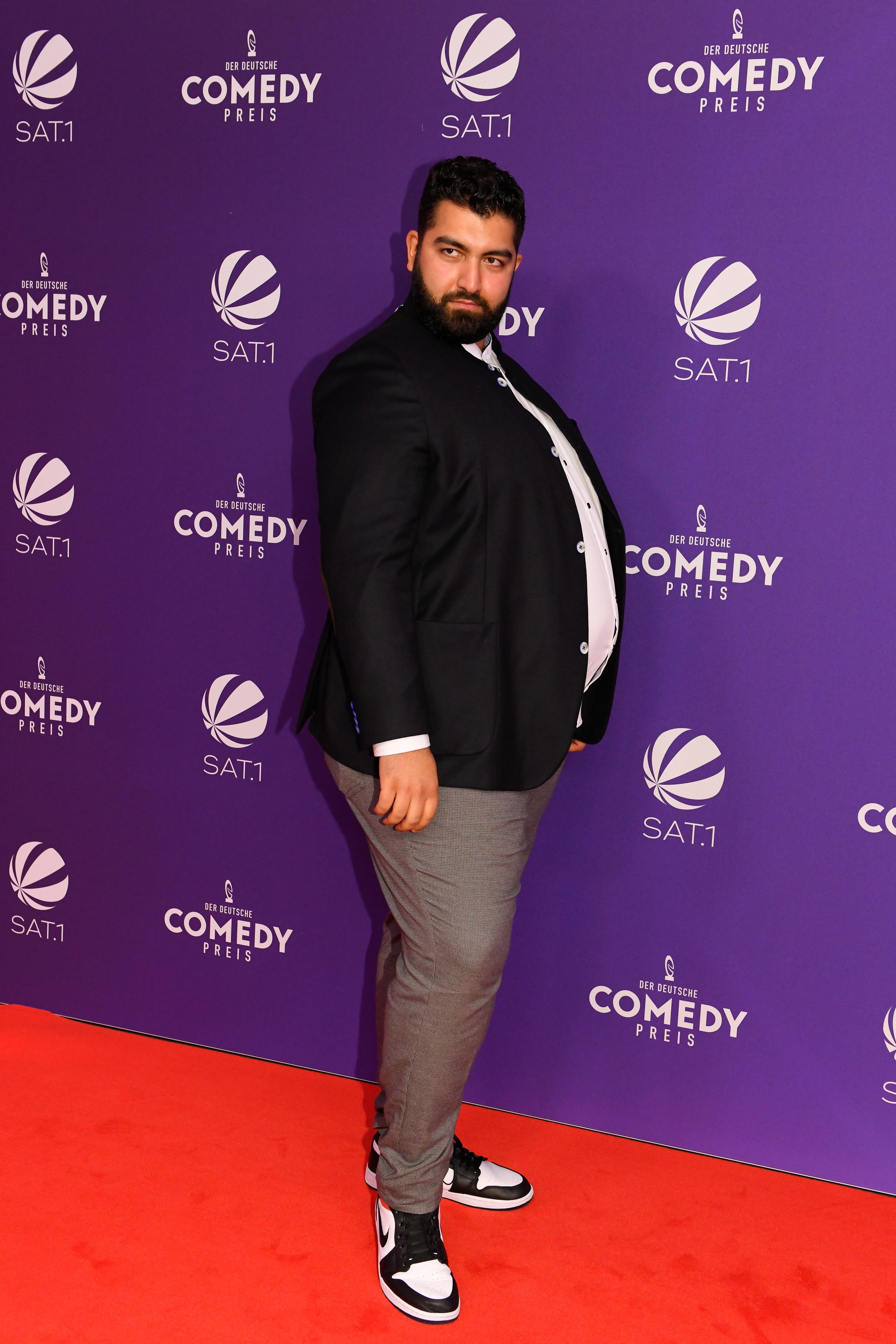 Komiker Faisal Kawusi ist stinksauer.