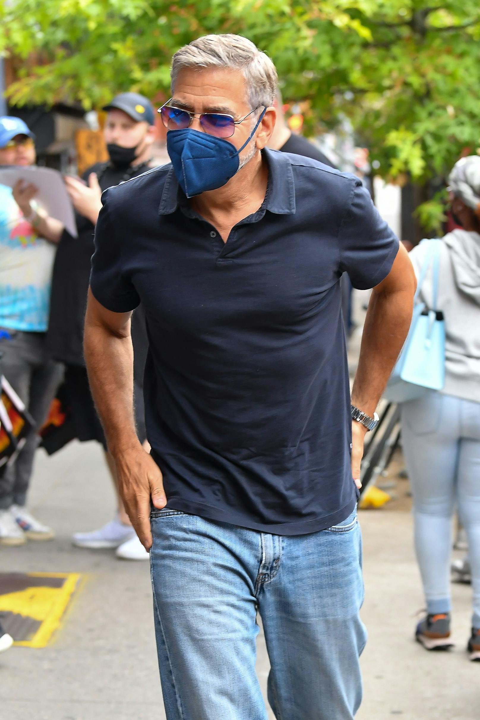 George Clooney mit KAZE Maske