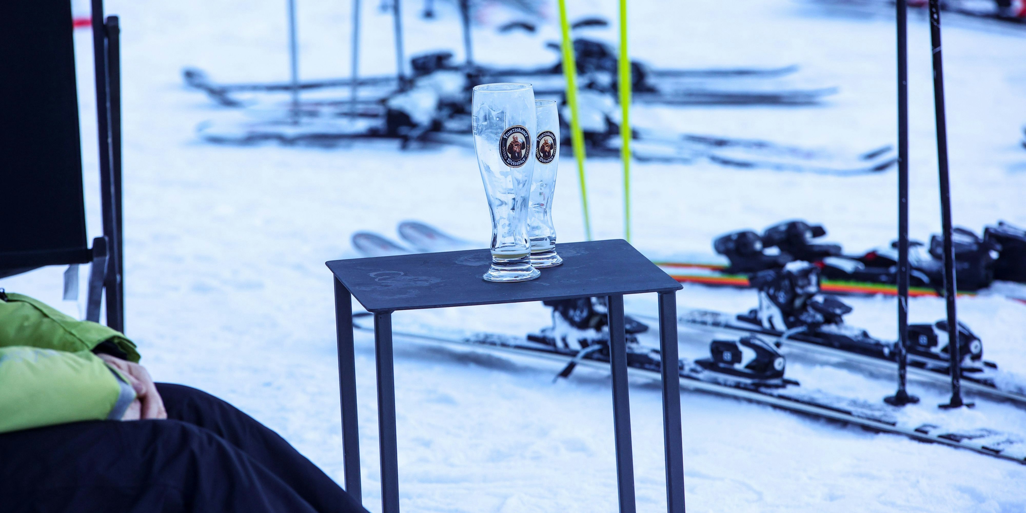 Apres Ski als Fixbestand beim Winterurlaub – für manche scheinbar schon. 