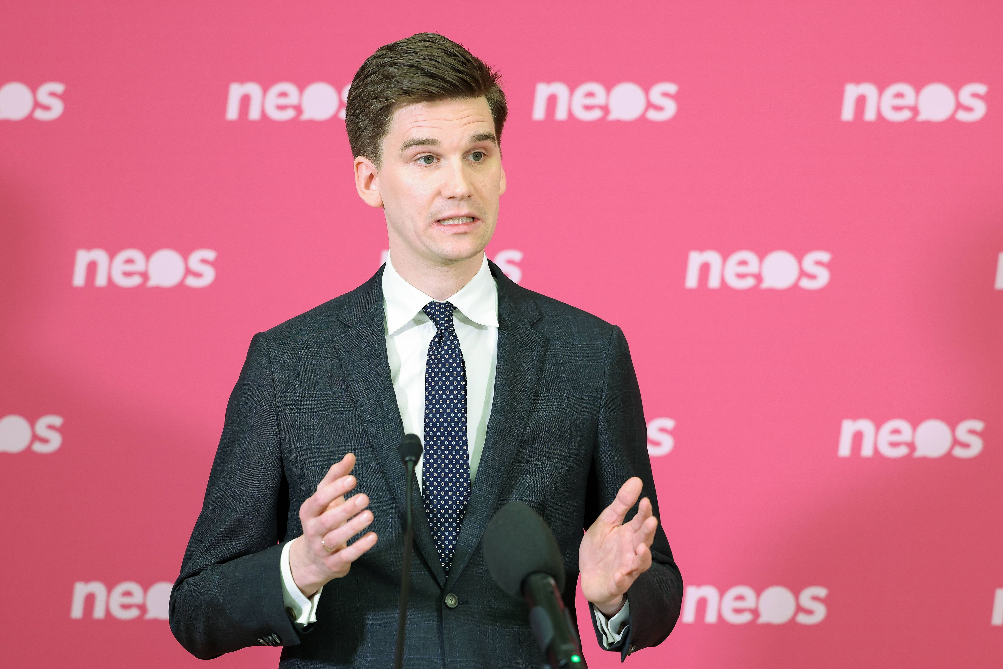 Douglas Hoyos will alle Parteien ins Boot holen, wenn es um den Kampf gegen Korruption geht. 