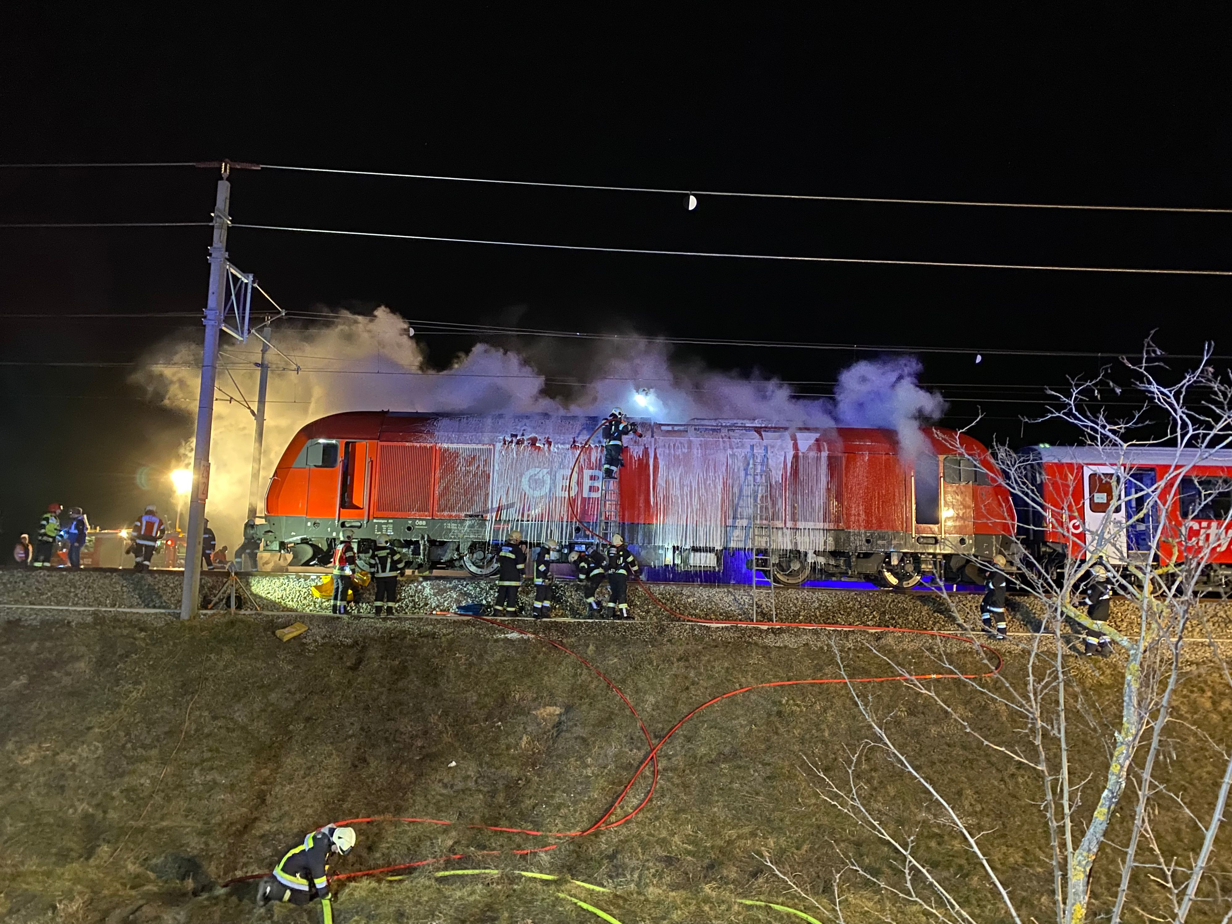 Bilder vom Feuerwehr-Einsatz in Lassee