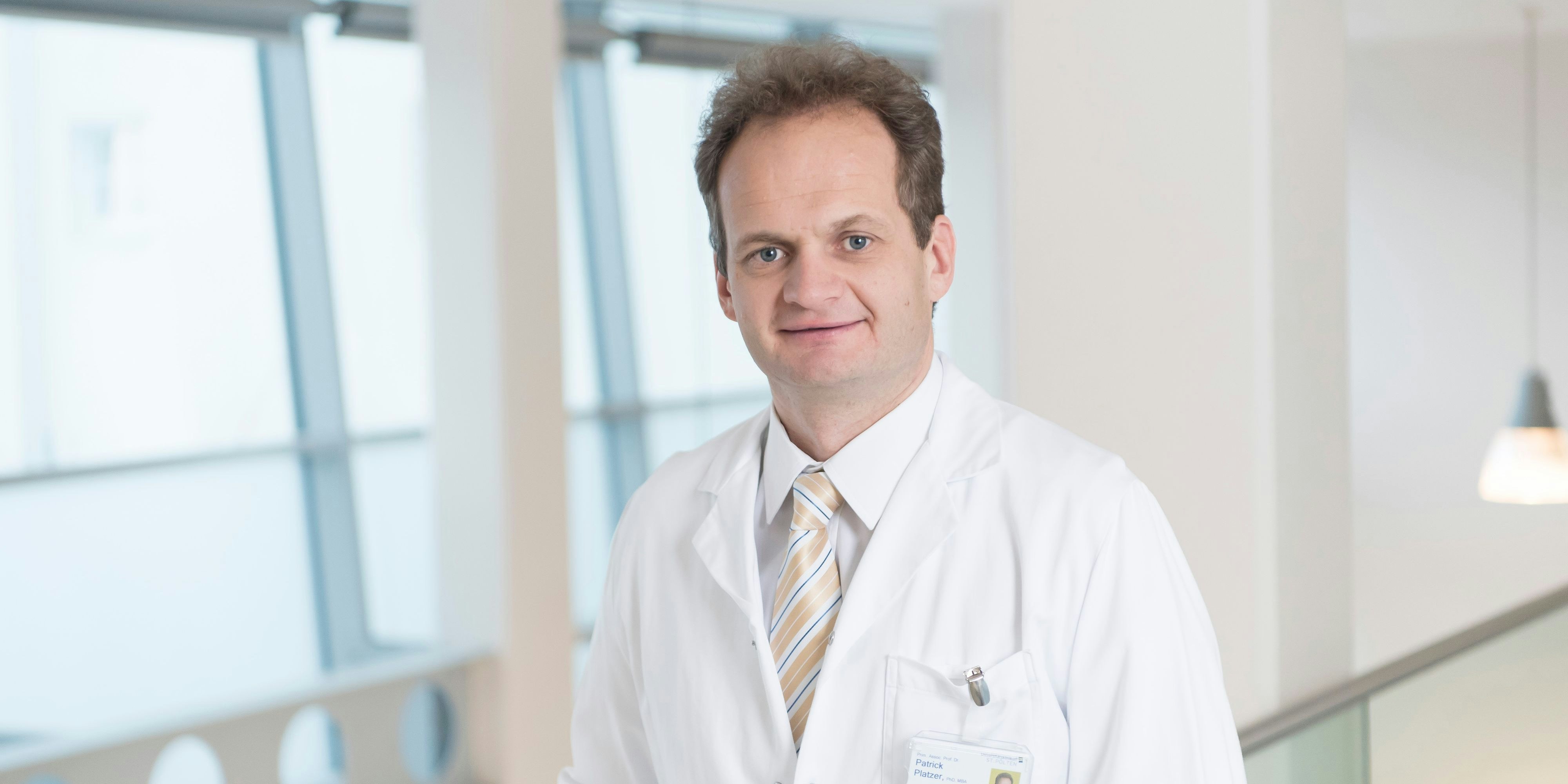 Patrick Platzer, Leiter der Klinischen Abteilung für Orthopädie und Traumatologie