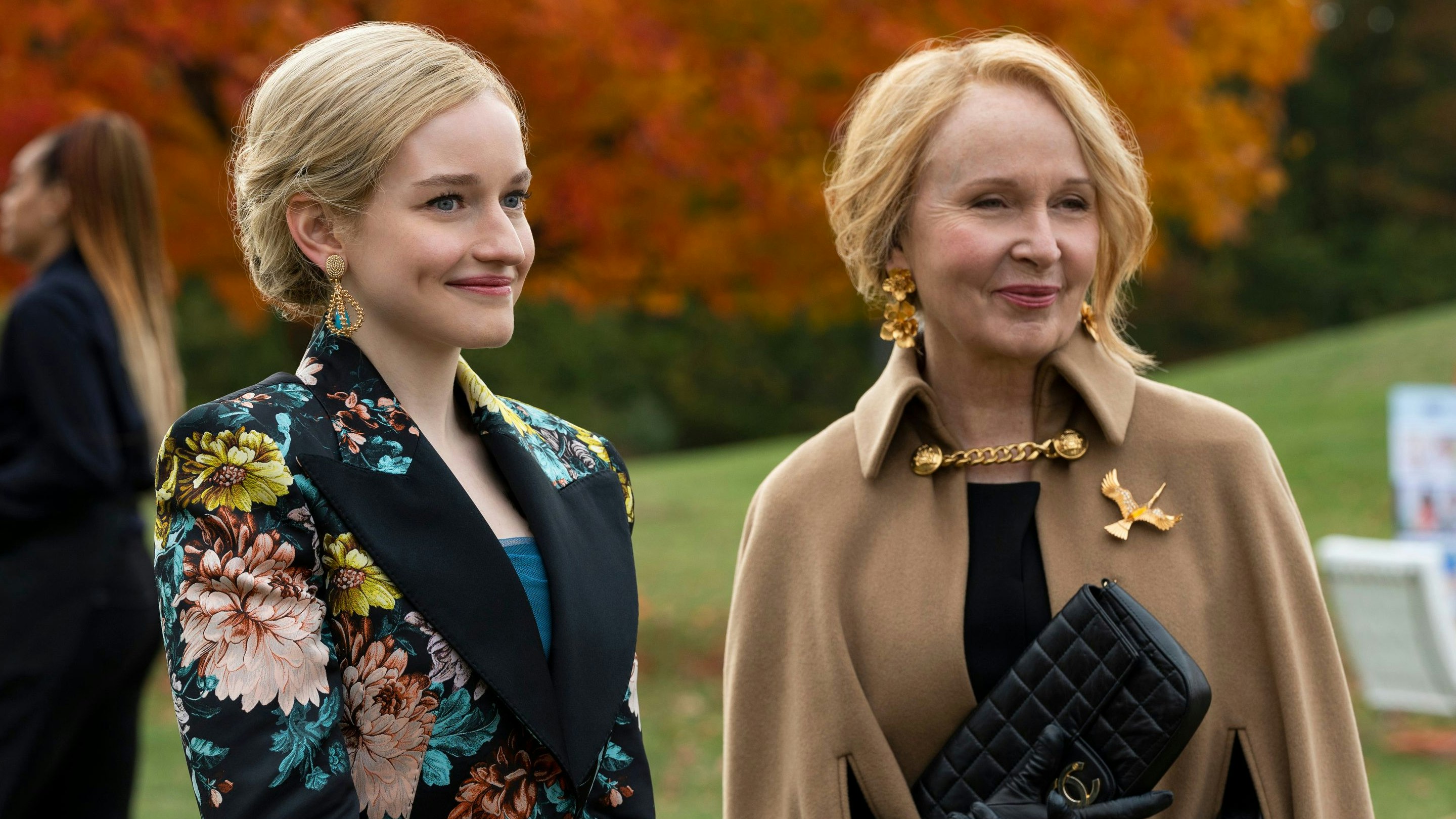 "Inventing Anna": Die Geschichte dreht um eine verurteilte Schwindlerin, die verschiedene Banken und Unternehmer über lange Zeit betrogen hat. Die Fake-Erbin gibt es wirklich, sie sitzt momentan im Gefängnis. 