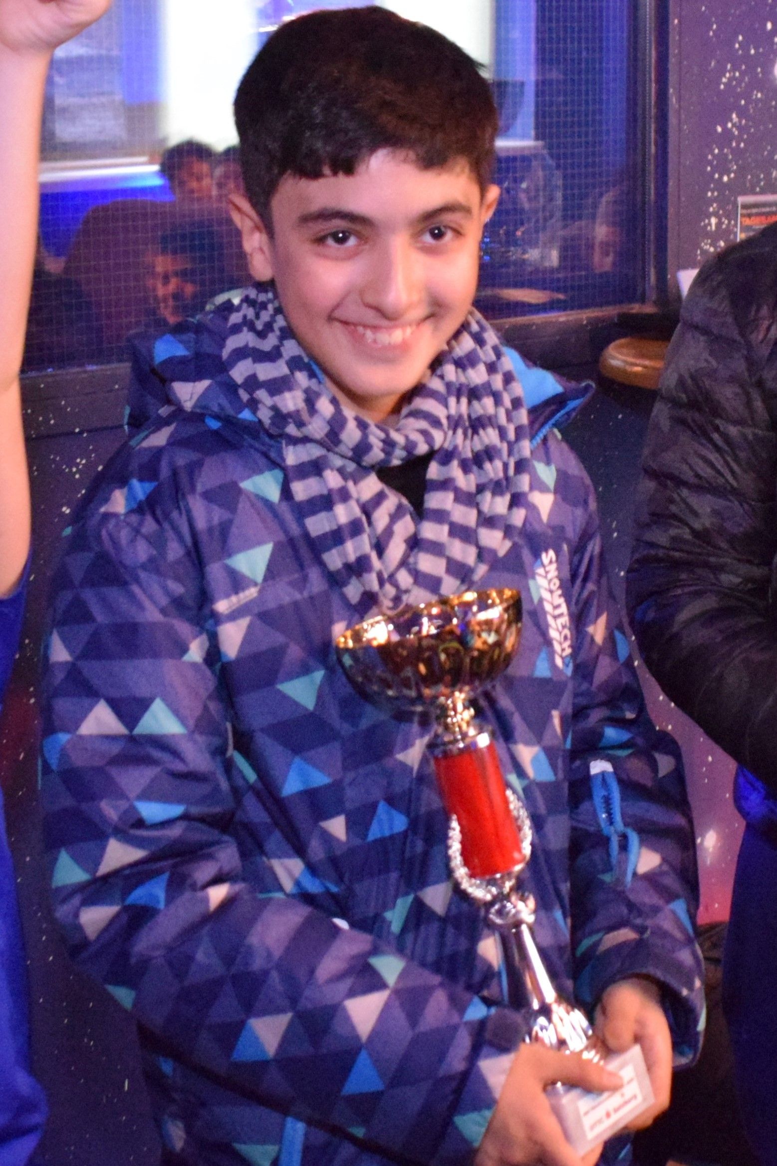 Husein S. bei der Siegerehrung der UTTC Clubmeisterschaft 2021