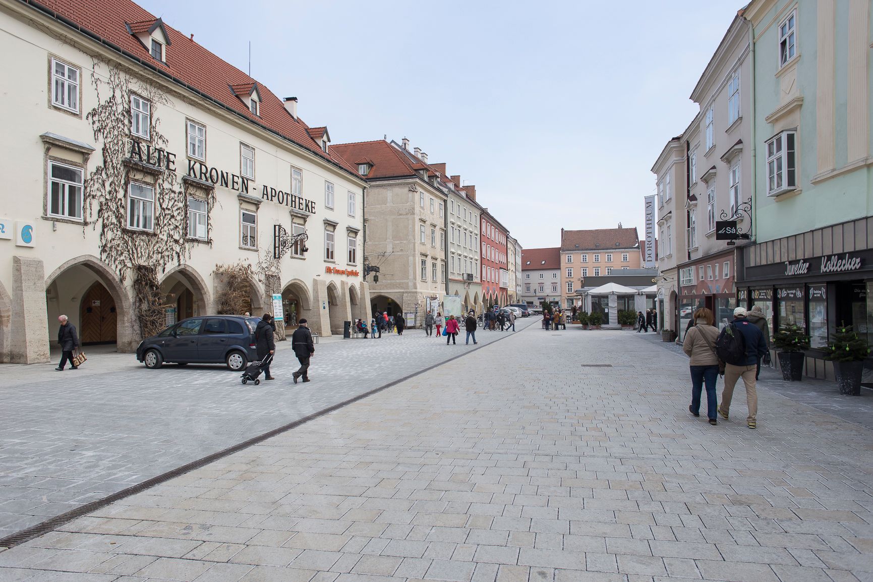 Symbolfoto des Hauptplatzes in Wr. Neustadt.