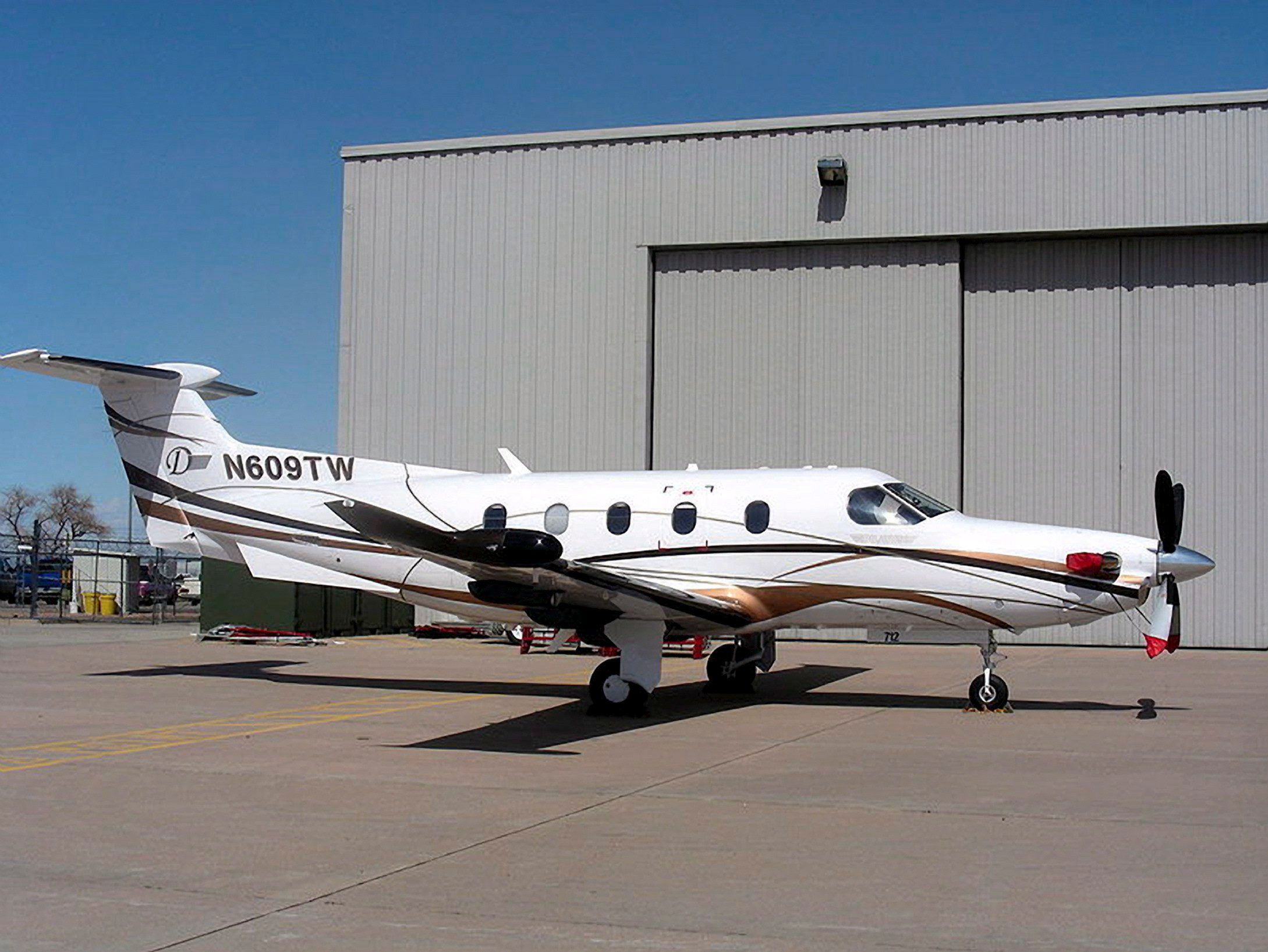 Bei dem verunglückten Flugzeug handelt es sich um eine Maschine des Typs PC-12 des Schweizer Herstellers Pilatus. (Symbolbild)