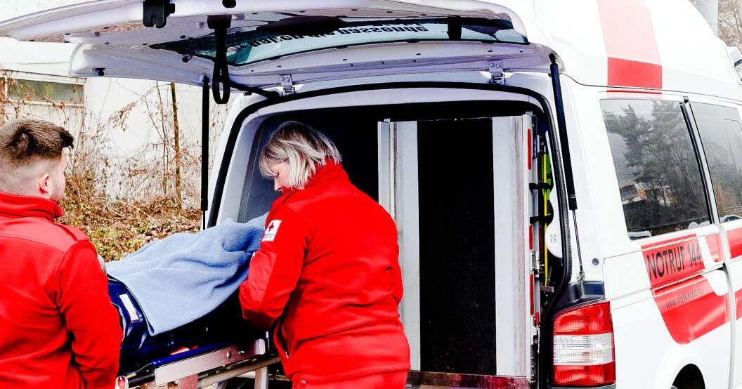 Ein 19-Jähriger verliert bei einem Arbeitsunfall in Schwanenstadt ein Fingerglied.