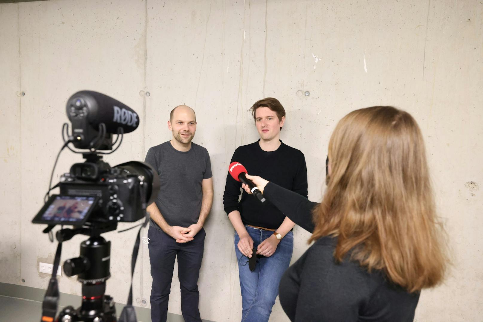 Regisseur Benedikt Karasek (li.) und Produzent Jérôme Berg im Interview.