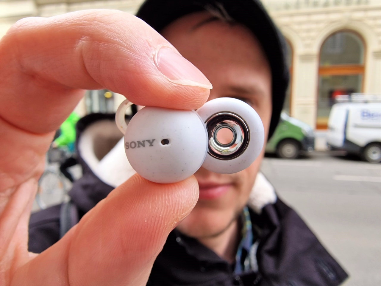Heute.at - Sony LinkBuds im Test: Die Ring-Revolution