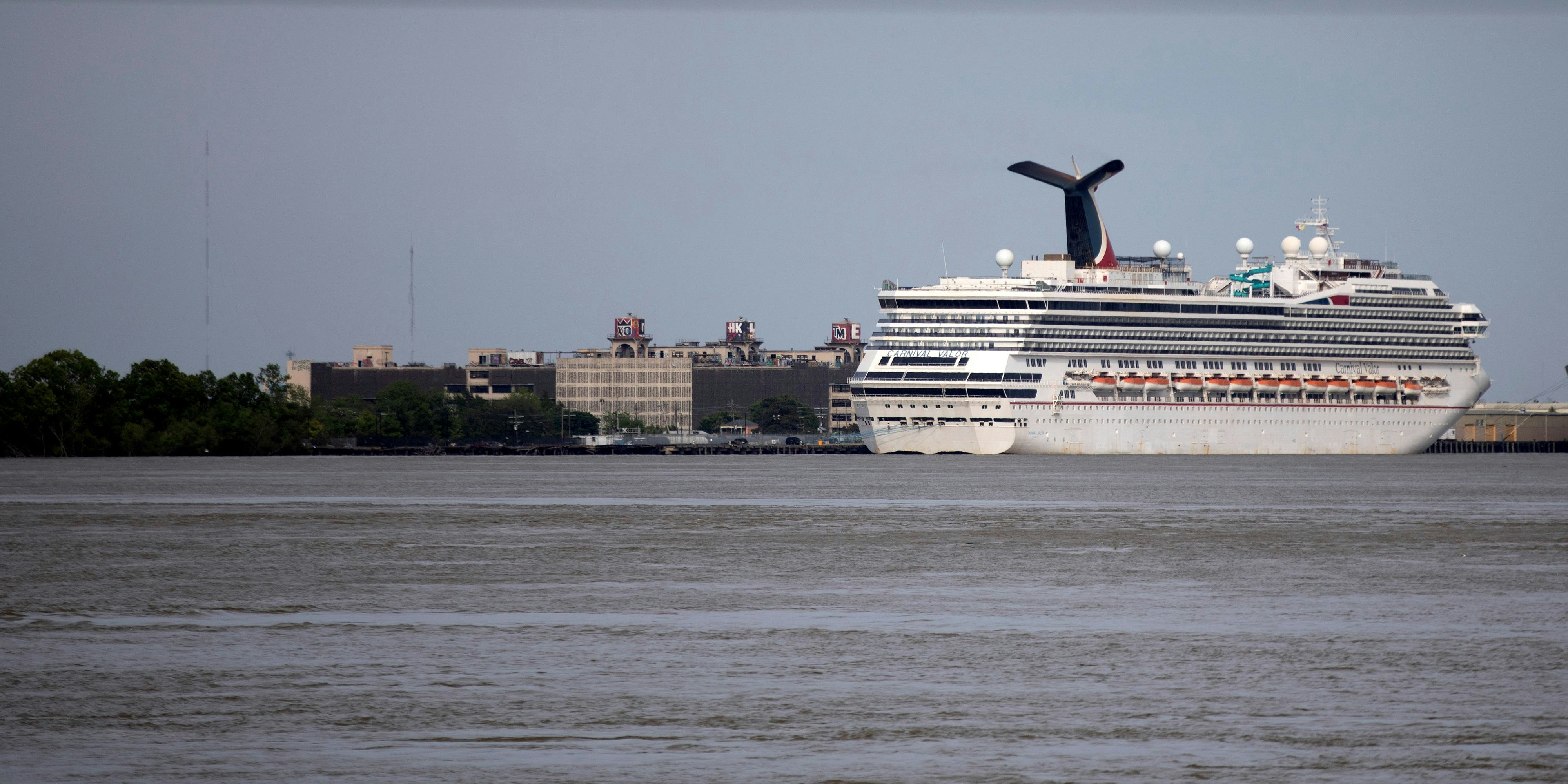 Die "Carnival Valor" stach am Dienstag von Mexiko aus in See. (Archivbild)