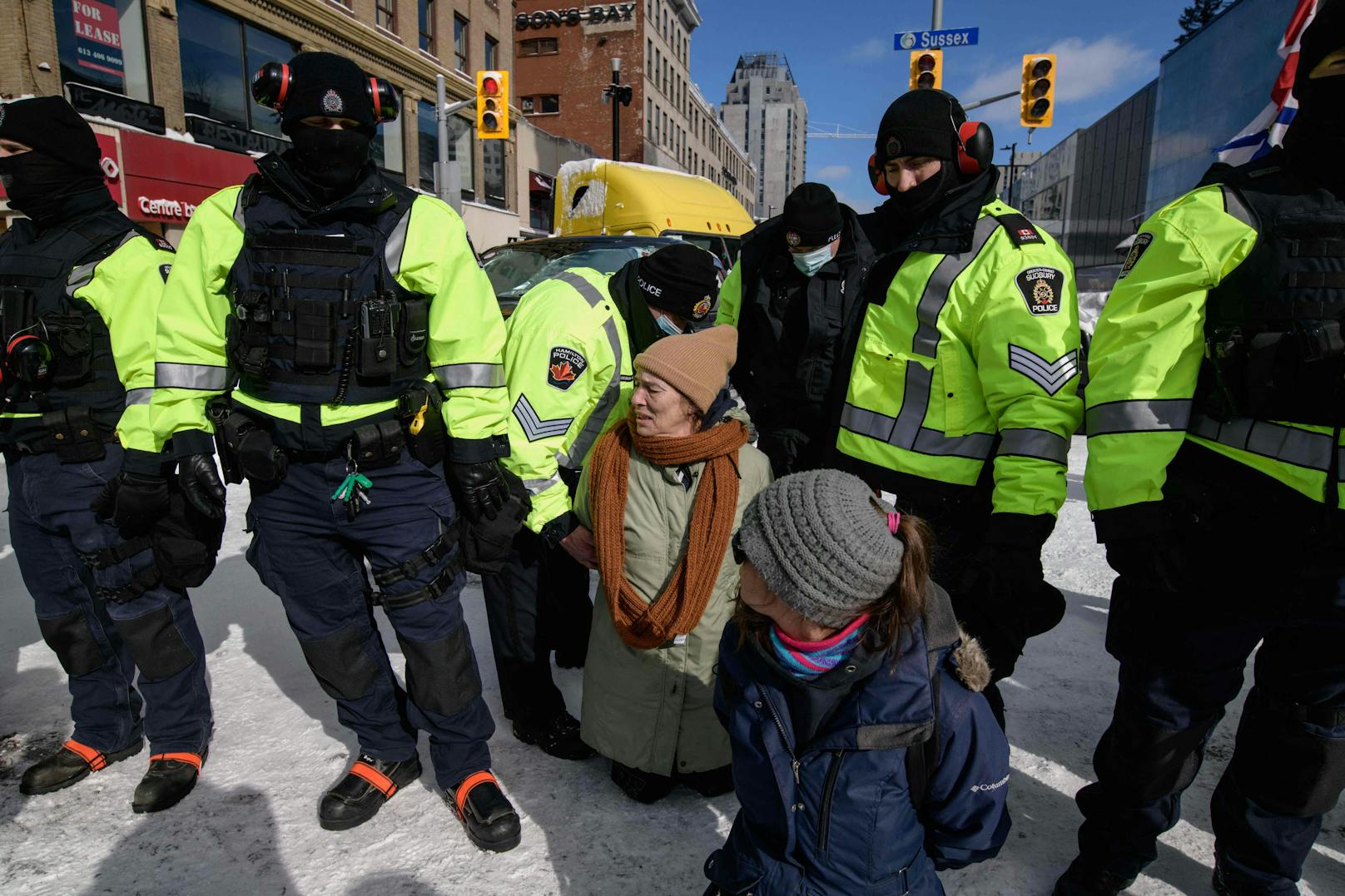 Die Polizei in Ottawa nahm am Freitag 70 Personen fest.