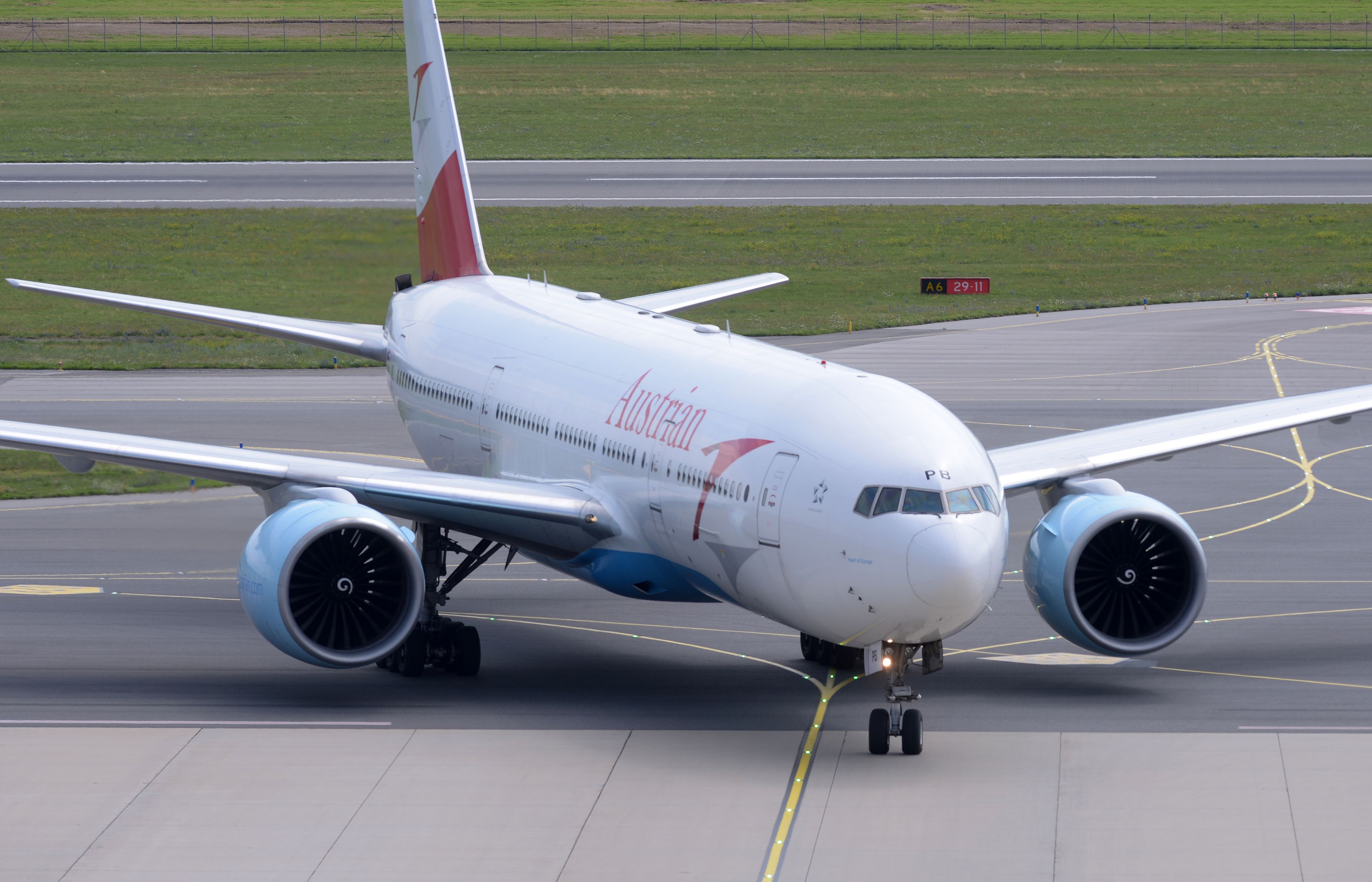 Die AUA stoppt ihre Flüge in die Ukraine. 