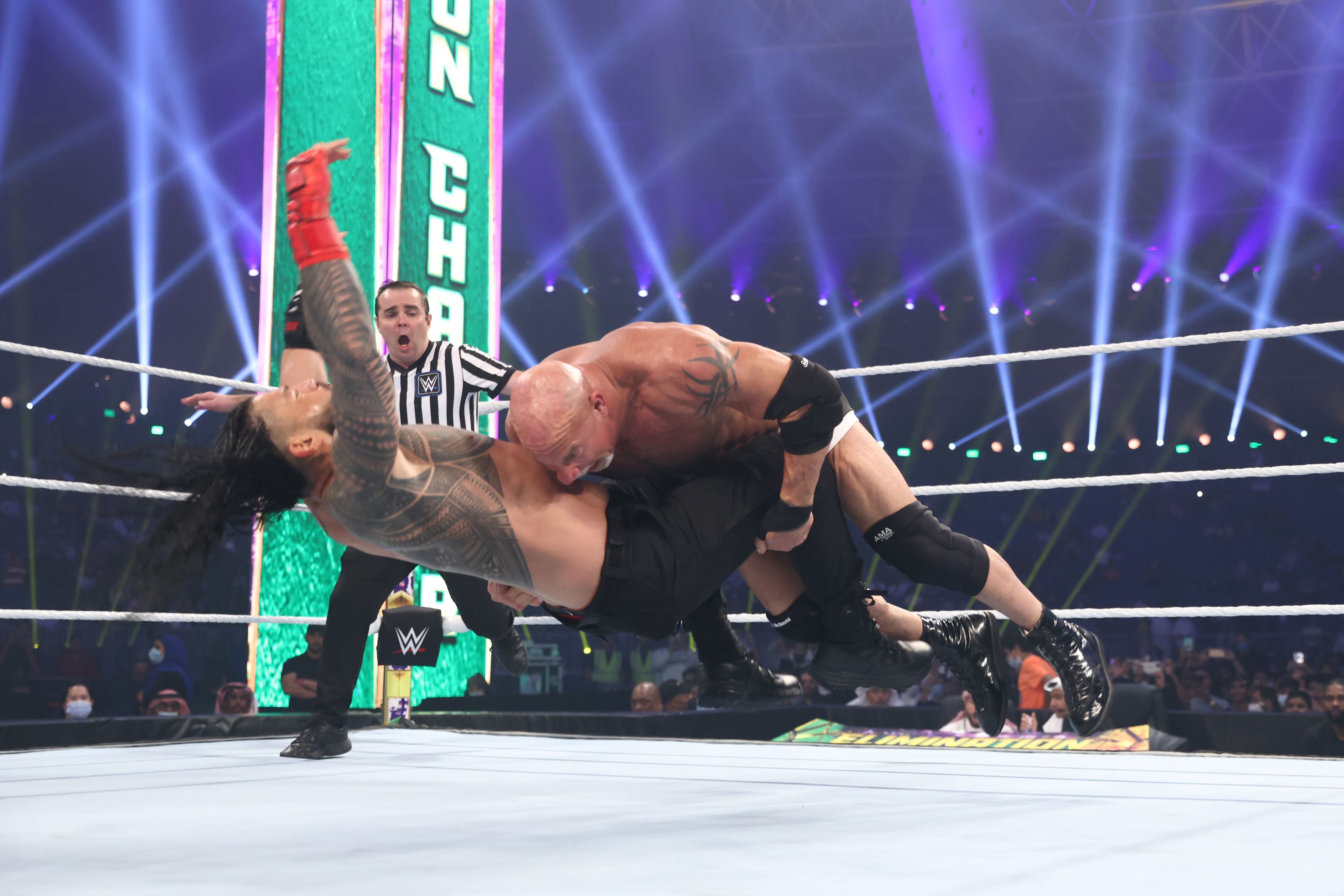 Roman Reigns vs. Goldberg