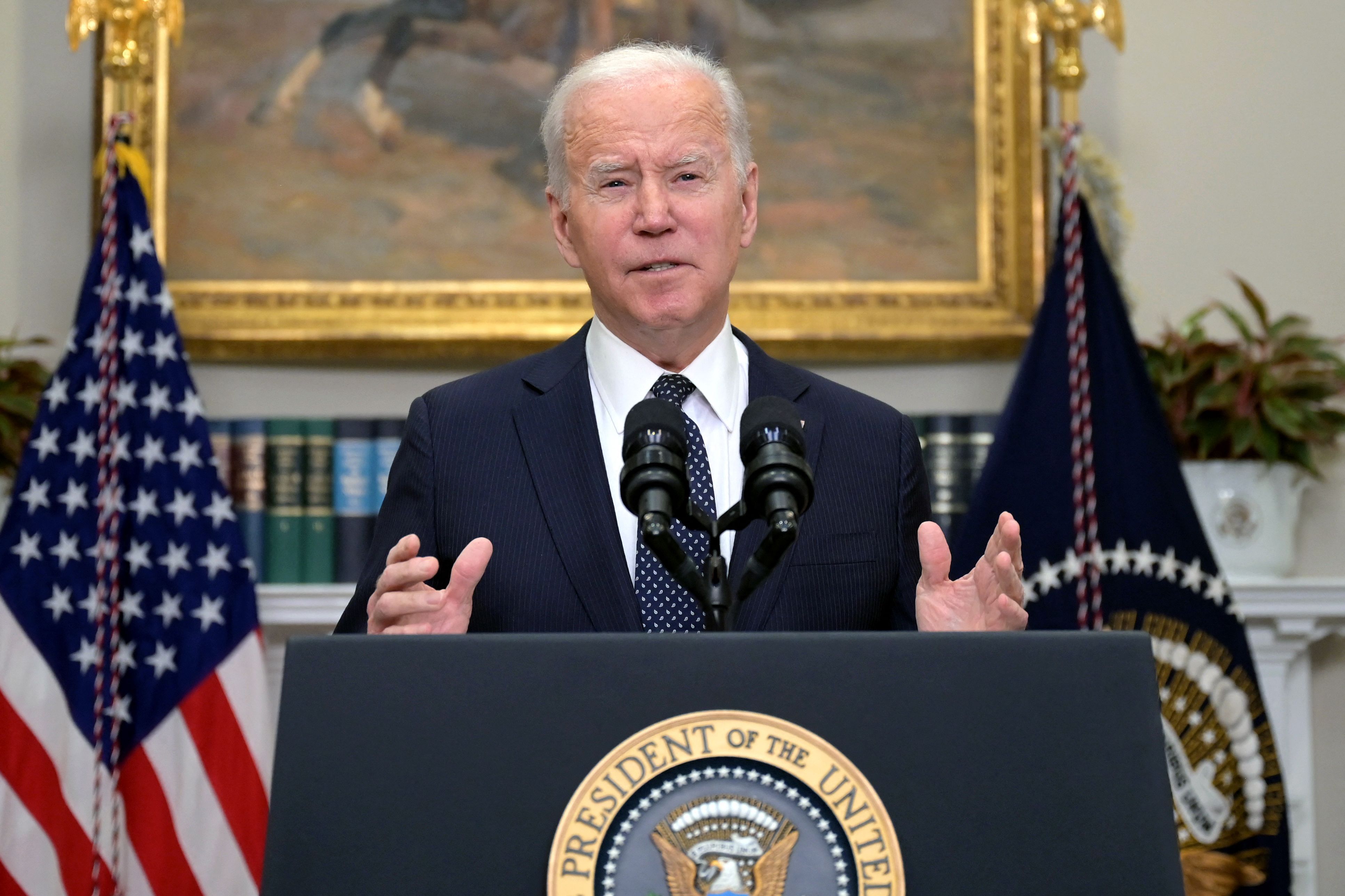 Download von www.picturedesk.com am 19.02.2022 (12:07).  TOPSHOT - US President Joe Biden delivers a national update on the situation at the Russia-Ukraine border at the White House in Washington, DC, February 18, 2022. (Photo by Jim WATSON / AFP) - 20220218_PD20837 - Rechteinfo: Rights Managed (RM) Nur für redaktionelle Nutzung! Werbliche Nutzung erfordert Freigabe: bitte schicken Sie uns eine Anfrage.