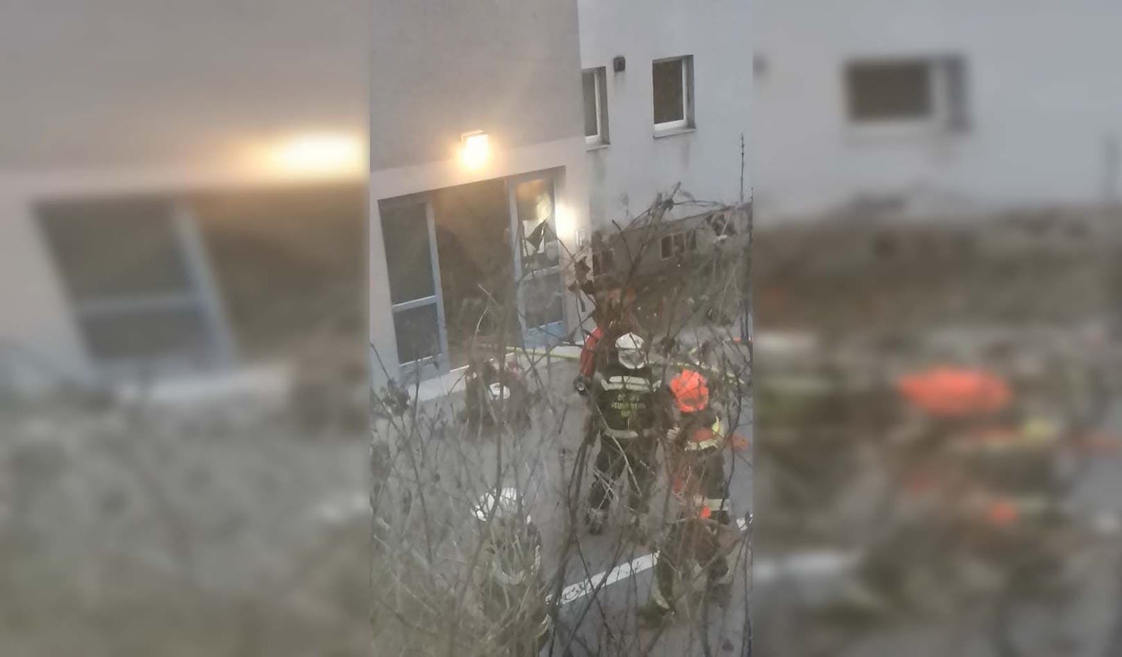 Feuerwehr-Einsatz in einem Wohnhaus in der Absberggasse (Wien-Favoriten)
