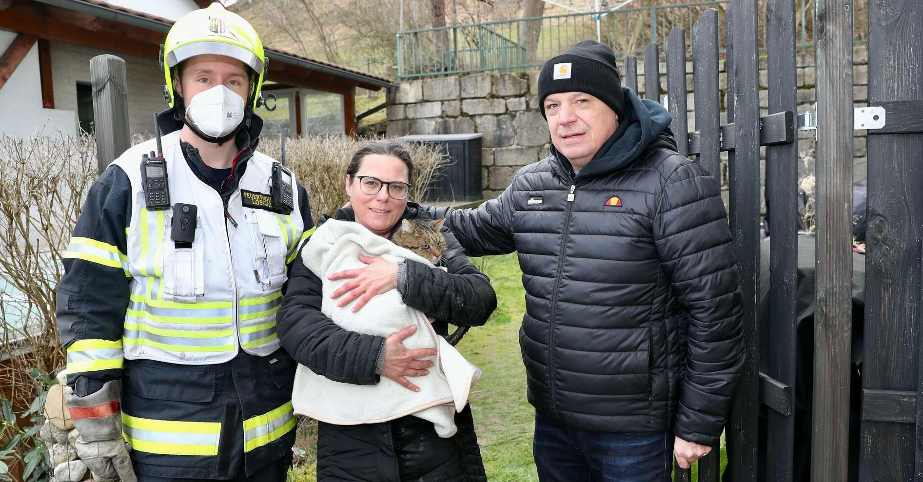 17 Mann rückten mit drei Fahrzeugen an