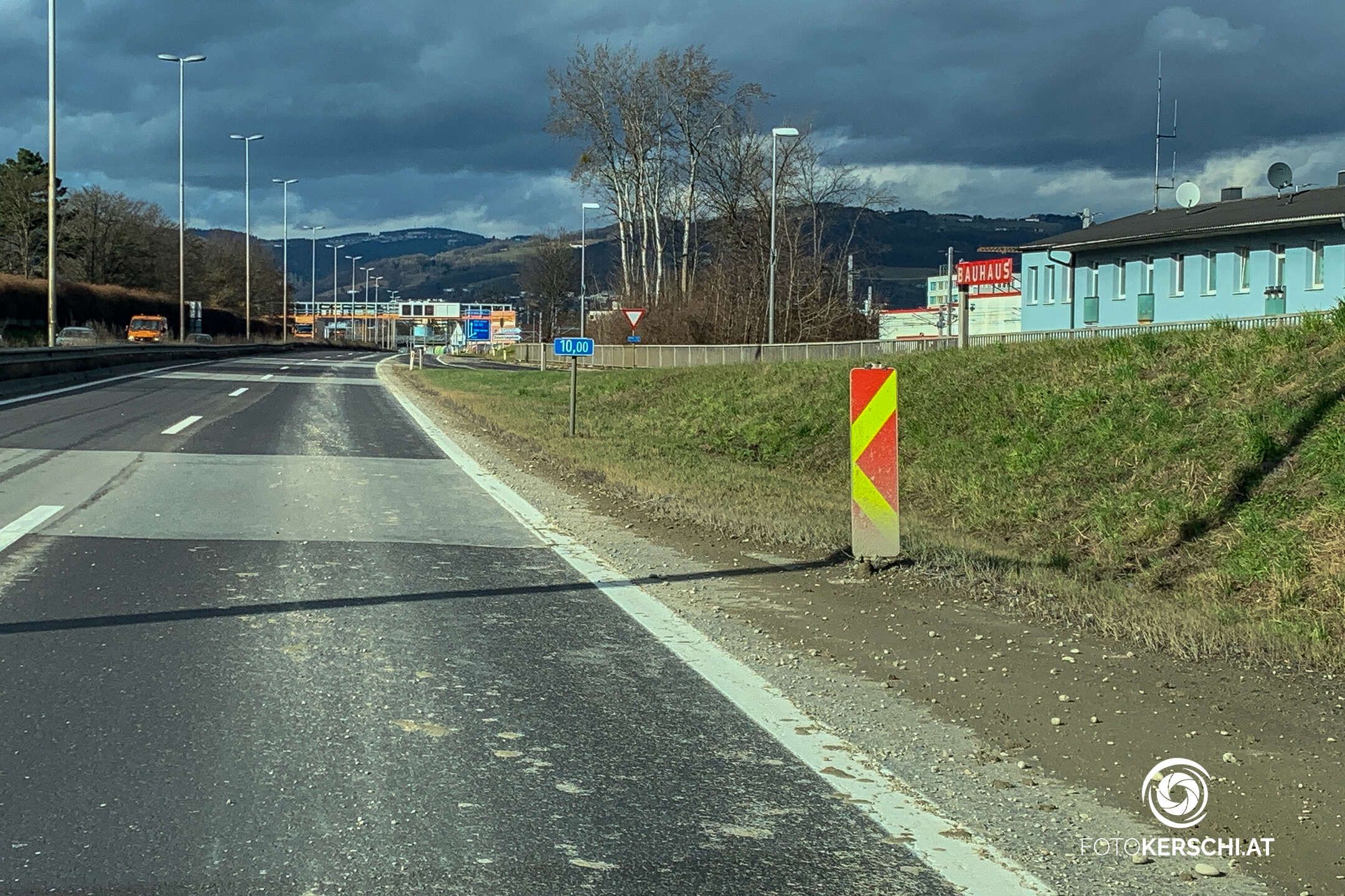 Ein Betonmischer verlor seine Ladung