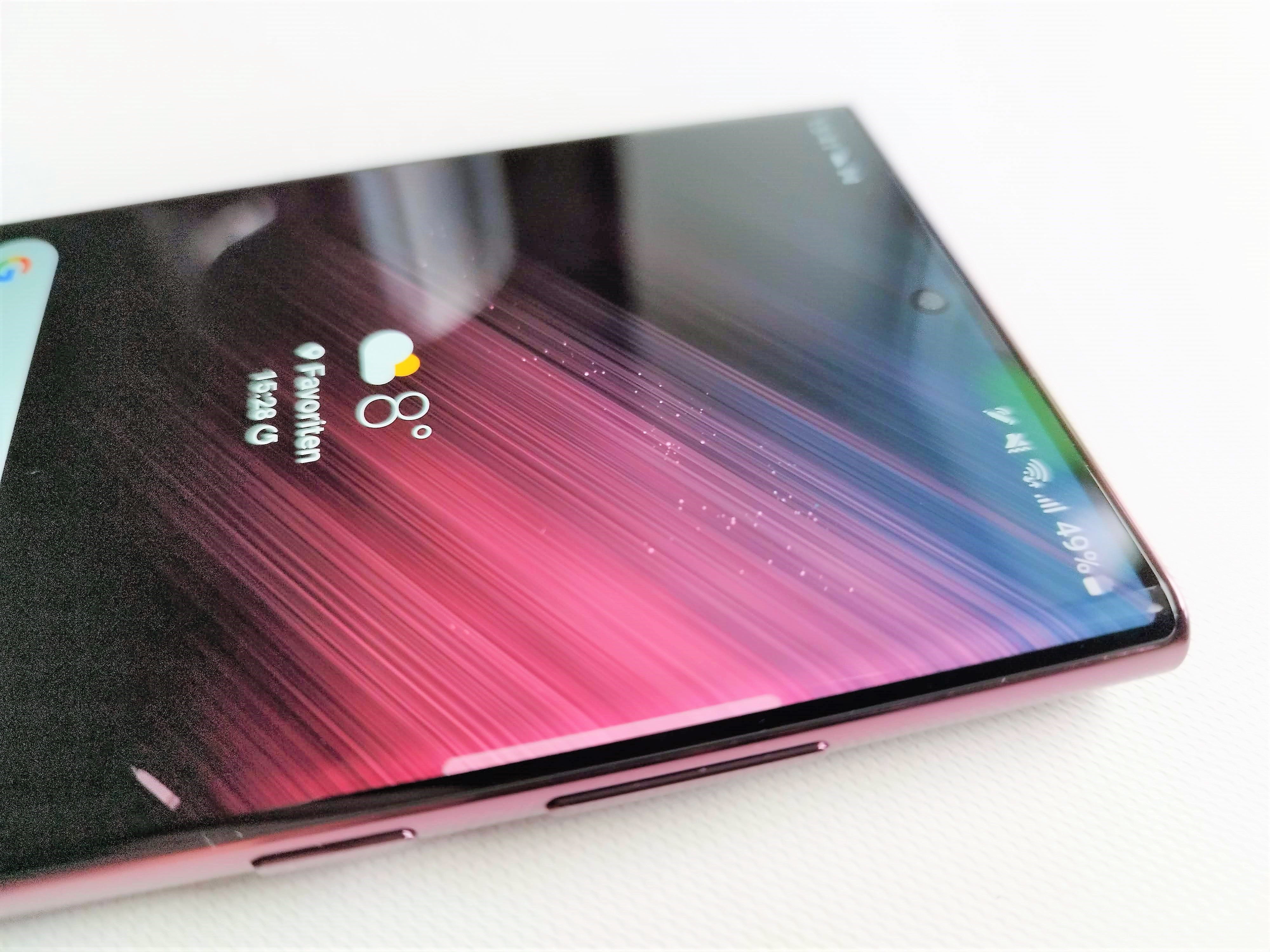 Auch das Samsung Galaxy S22 bekommt bald keine Updates mehr (Symbolbild)).