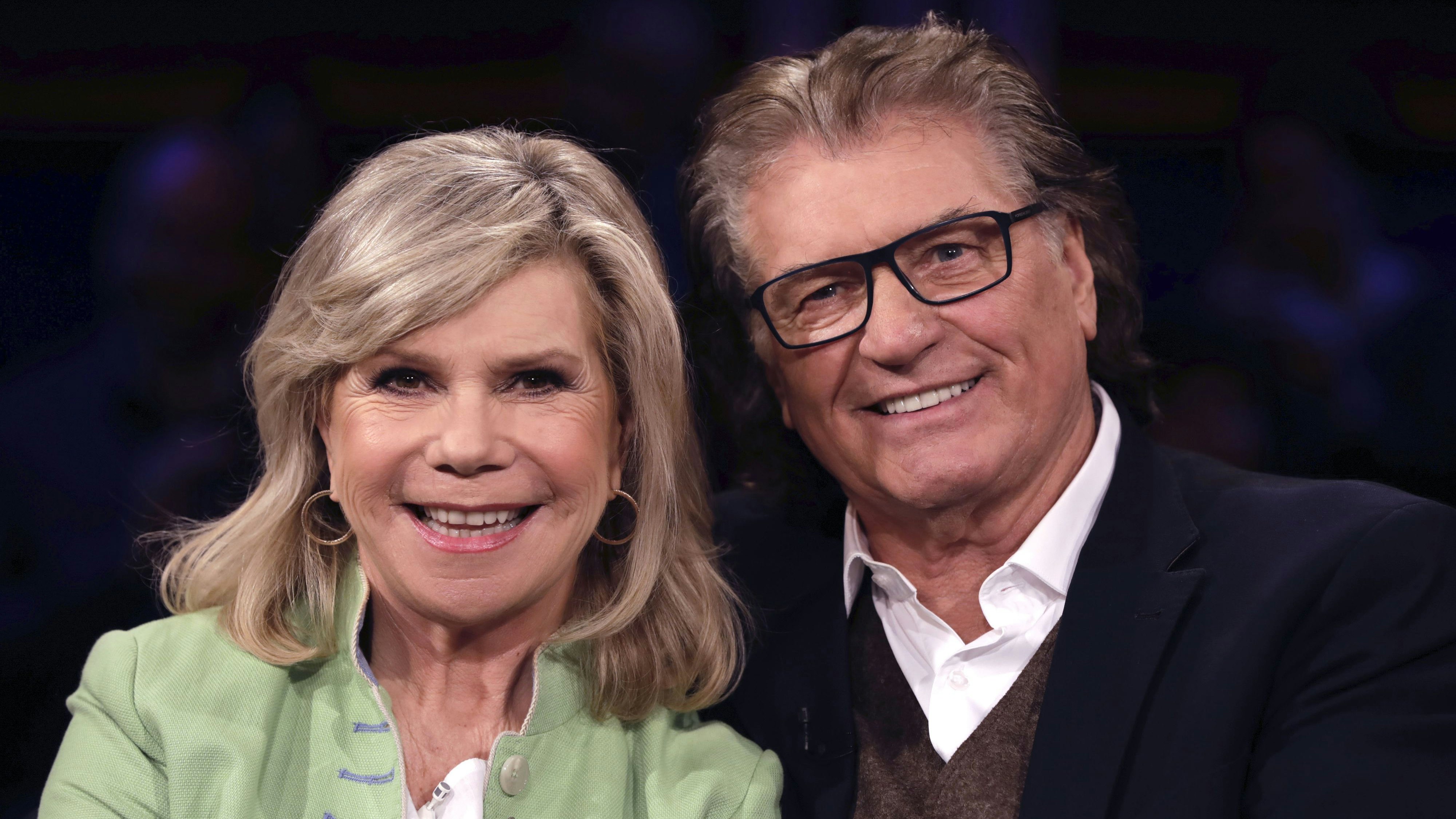 Download von www.picturedesk.com am 21.02.2022 (16:22).  ACT action_30664256 -- Marianne und Michael Hartl bei der Aufzeichnung der 'NDR Talk Show' im NDR-Studio auf dem Messegelände. Hannover, 30.01.2020 - 20200131_PD15966 - Rechteinfo: Rights Managed (RM)