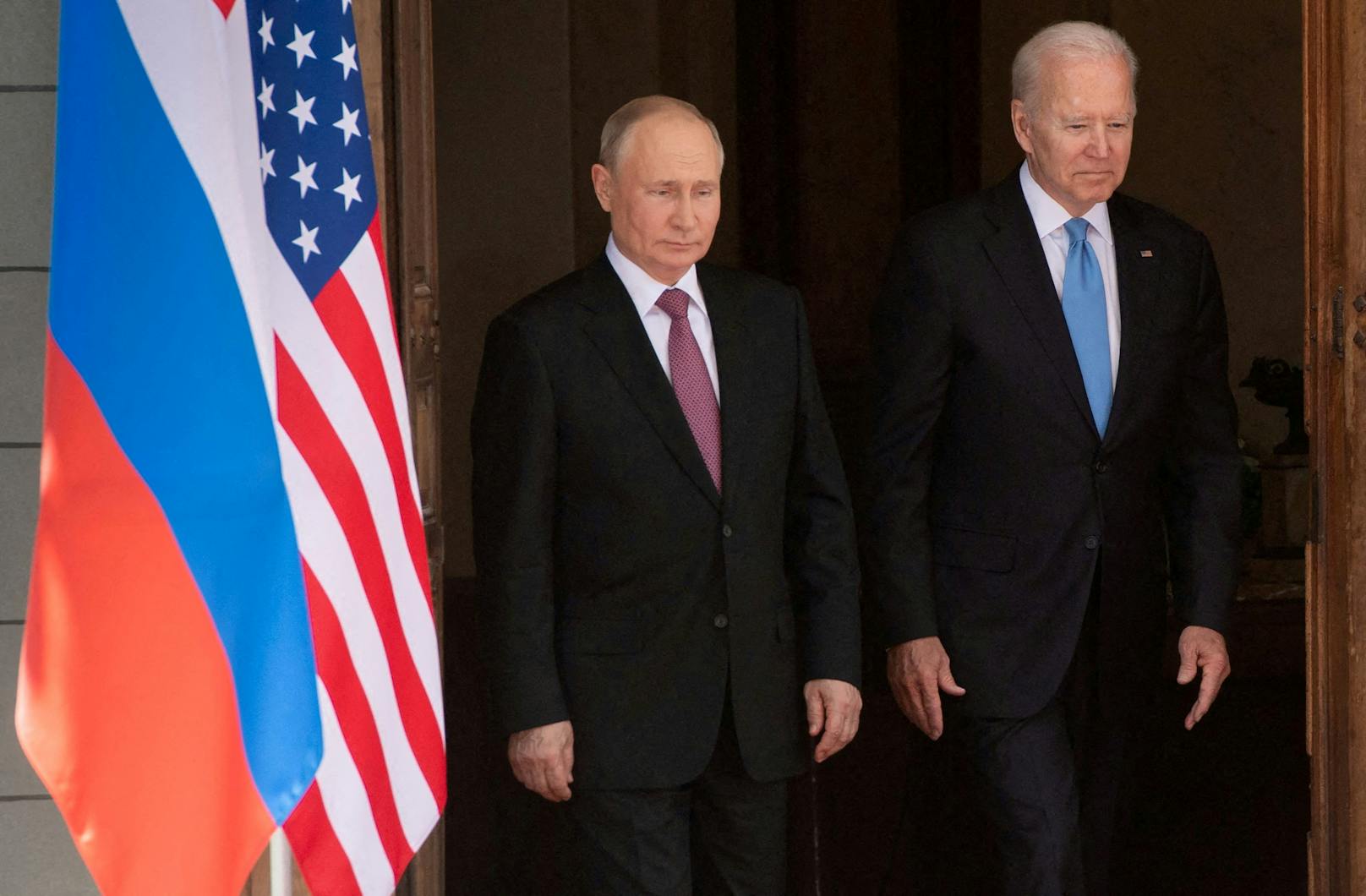 US-Präsident Joe Biden und sein russischer Amtskollege Wladimir Putin bei ihrem ersten und einzigen persönlichen Treffen in Genf im Juni 2021.