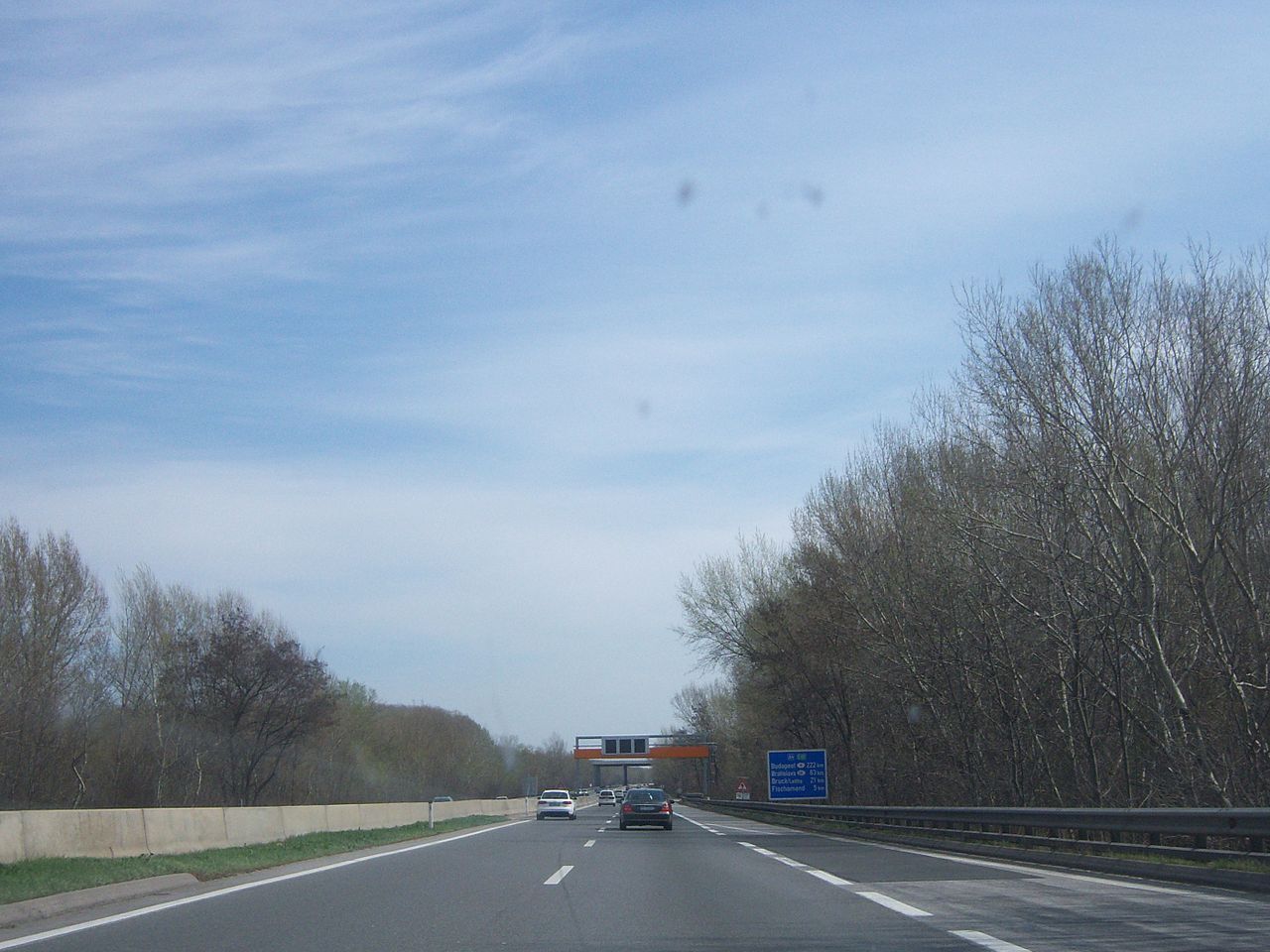 Symbolfoto der A4 bei Fischamend