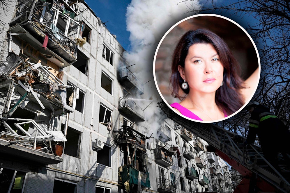 Zerstörte Wohnhäuser in der Umgebung von Kharkiv nach dem russischen Raktenangriff; Opernsängerin Zoryana Kushpler hat Angst um Freunde und Verwandte.