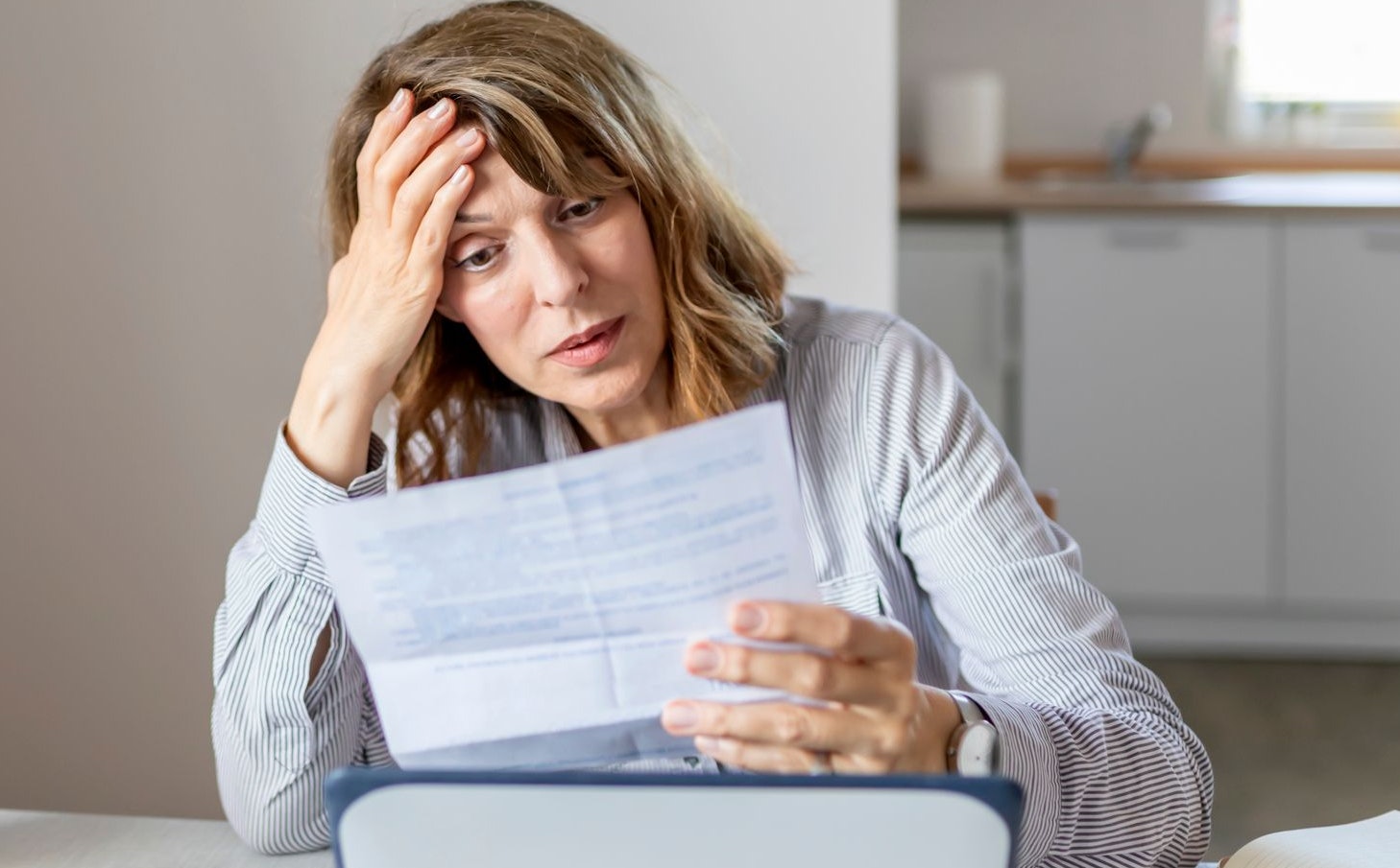 Für den Energiekostenausgleich ist das Datum der Strom-Jahresabrechnung relevant.