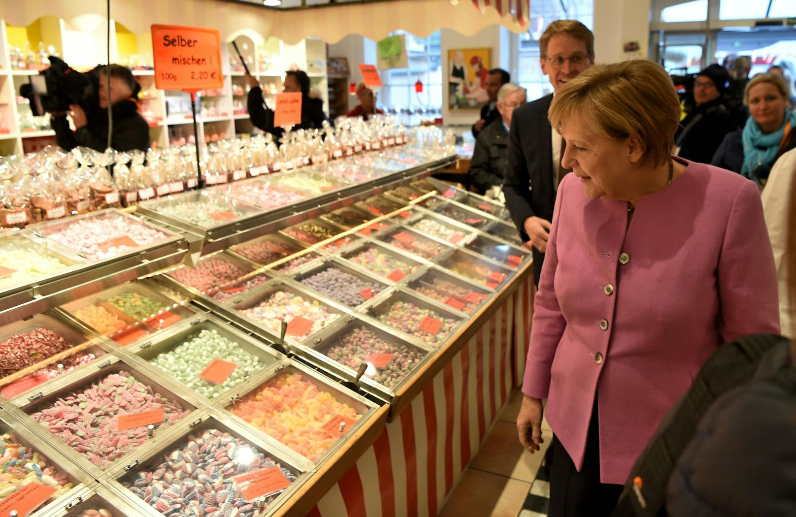 Schock für Merkel – Ex-Kanzlerin beim Shoppen bestohlen