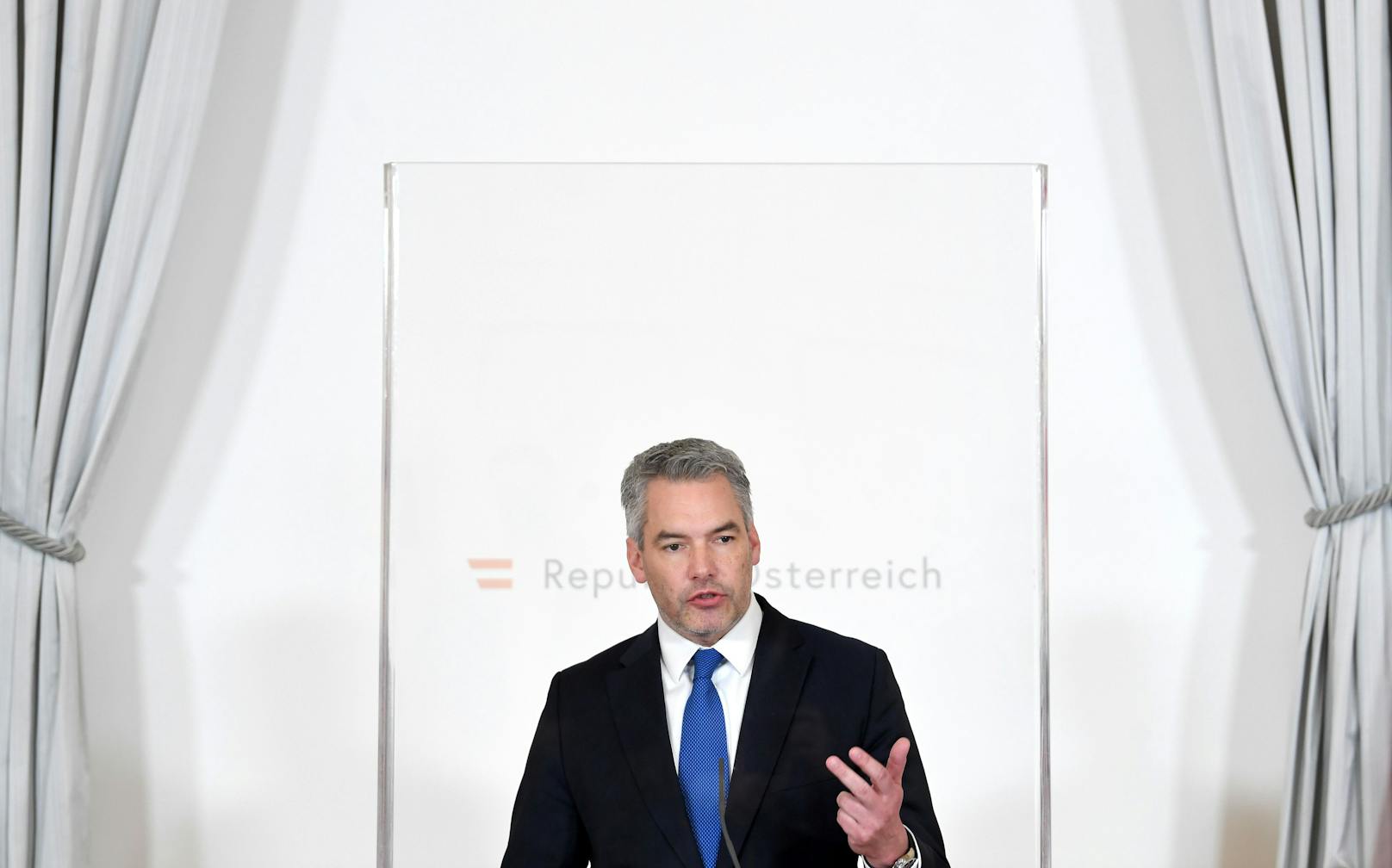 Politiker wollen Flüchtlinge aufnehmen, FPÖ zögert