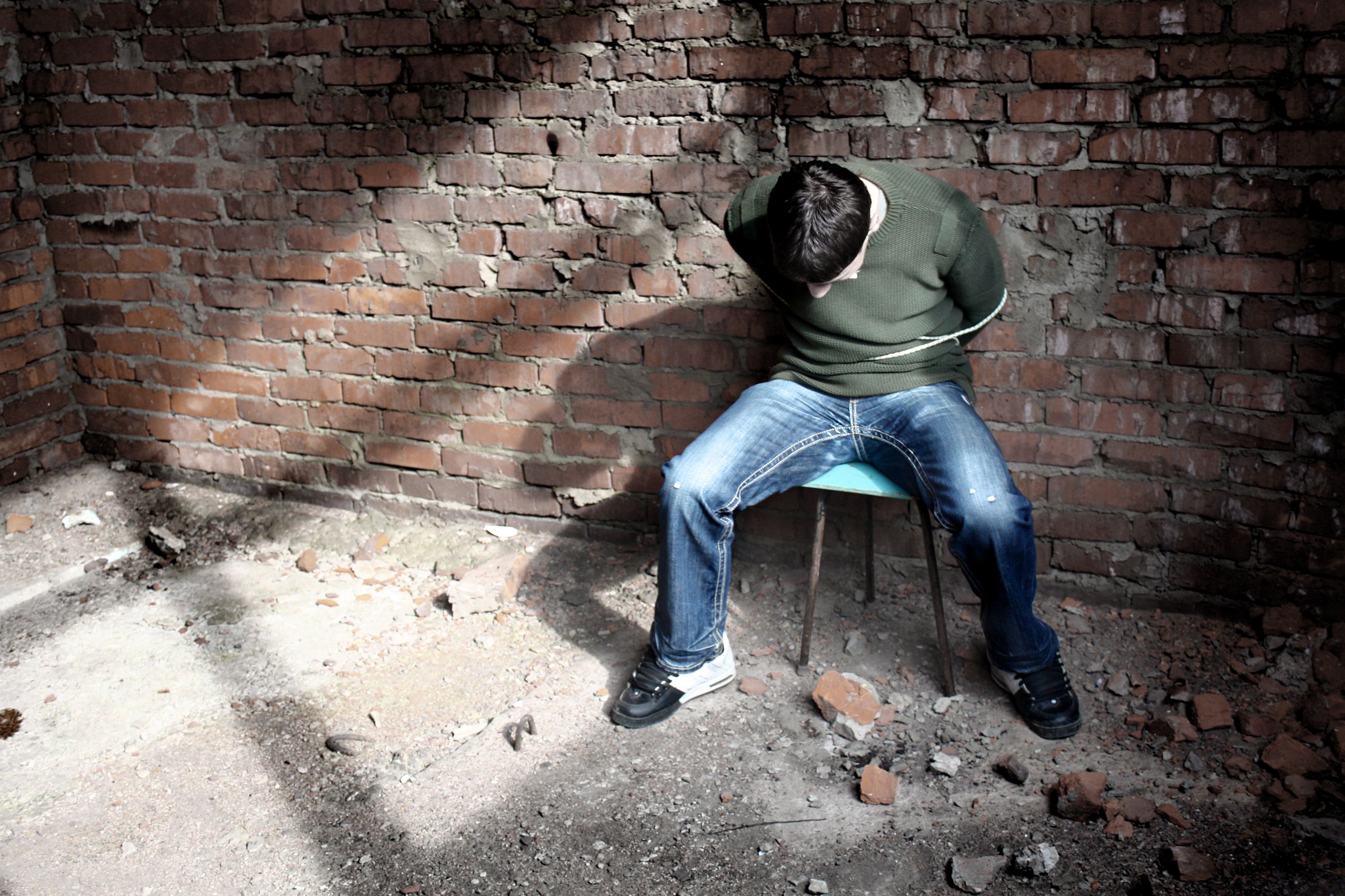 Ein 42-Jähriger wurde in Tirol entführt und erpresst. Jetzt hat die Tiroler Polizei die sechs Kidnapper festgenommen. (Symbolbild)