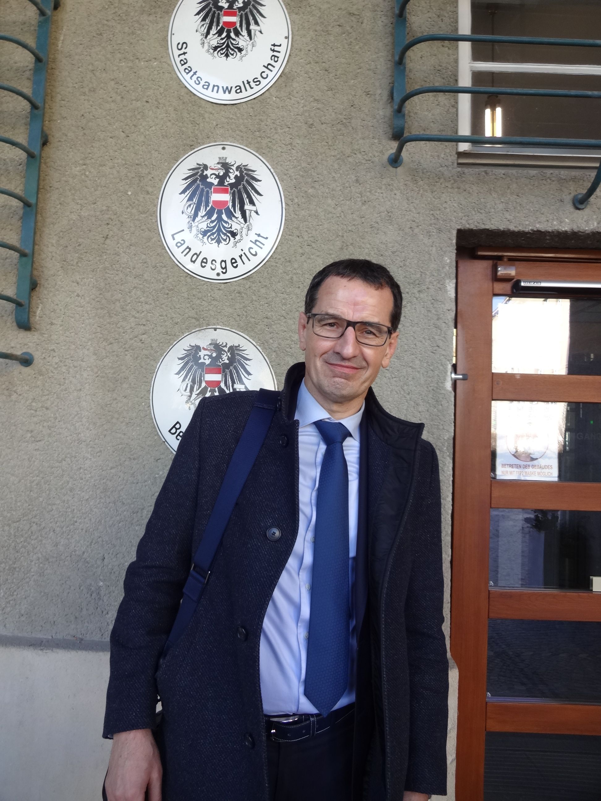 Dr. Michael Rami, Nehammers Verteidiger