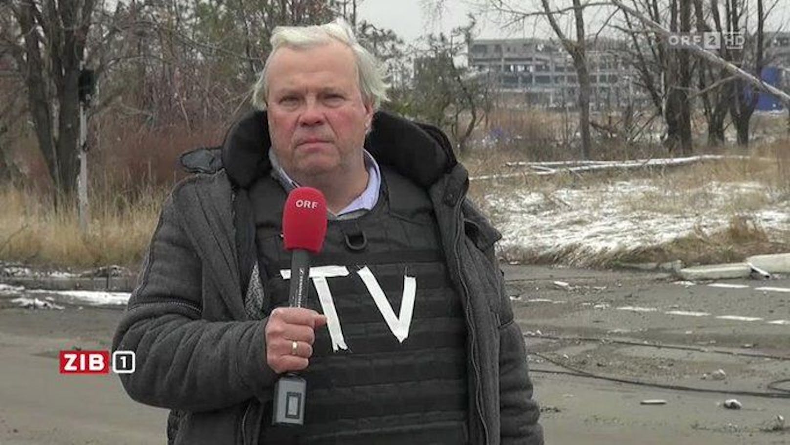 Christian Wehrschütz bei einer TV-Schaltung aus der Ukraine zu Kriegsbeginn.